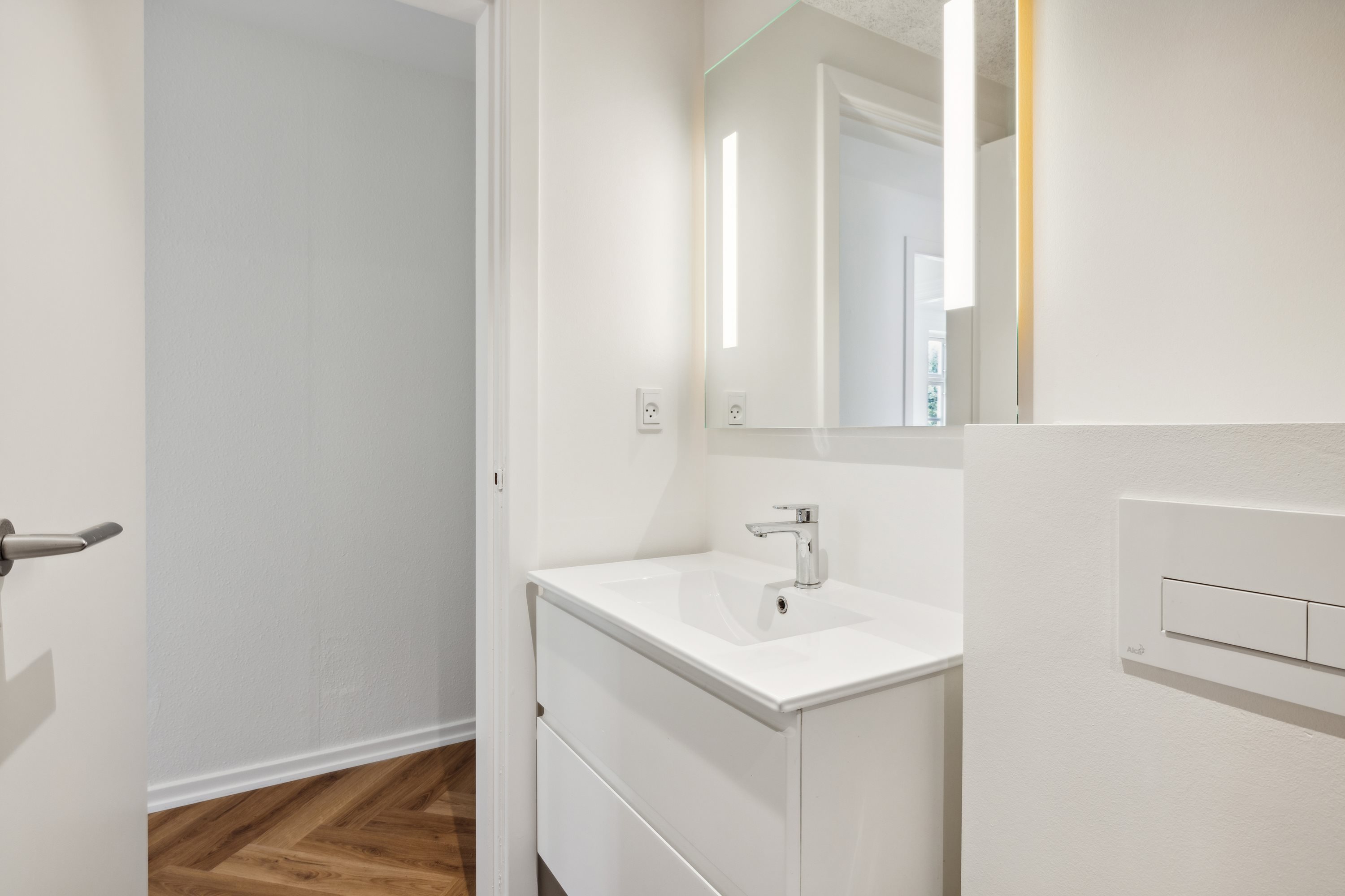 Fremhævet badeværelse billede i fuldskærmstilstand. Billede af Sct. Jørgens Vej 26, 1. th., 8800 Viborg