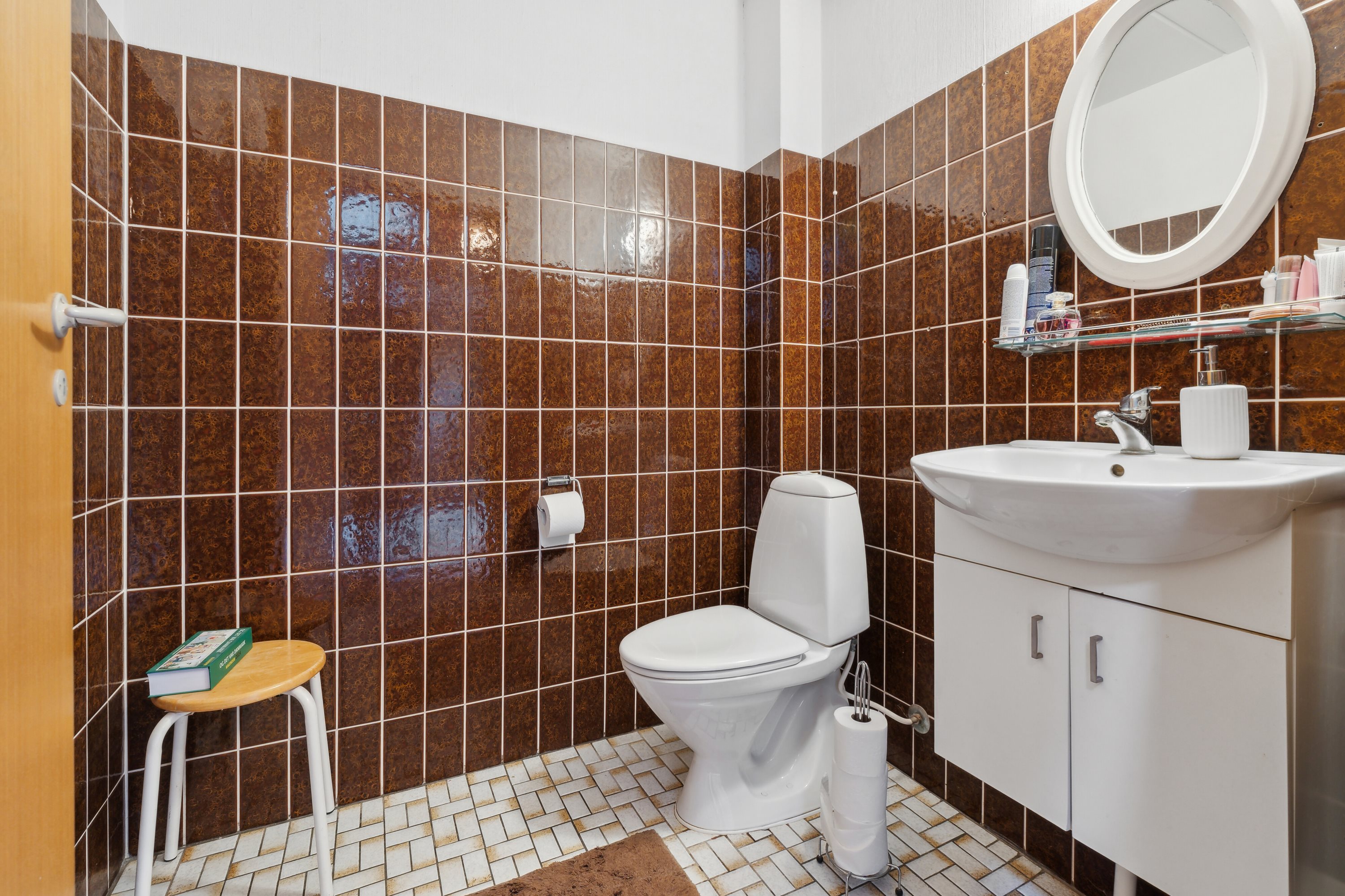 Fremhævet badeværelse billede i fuldskærmstilstand. Billede af Louisenvænget 3, 5700 Svendborg