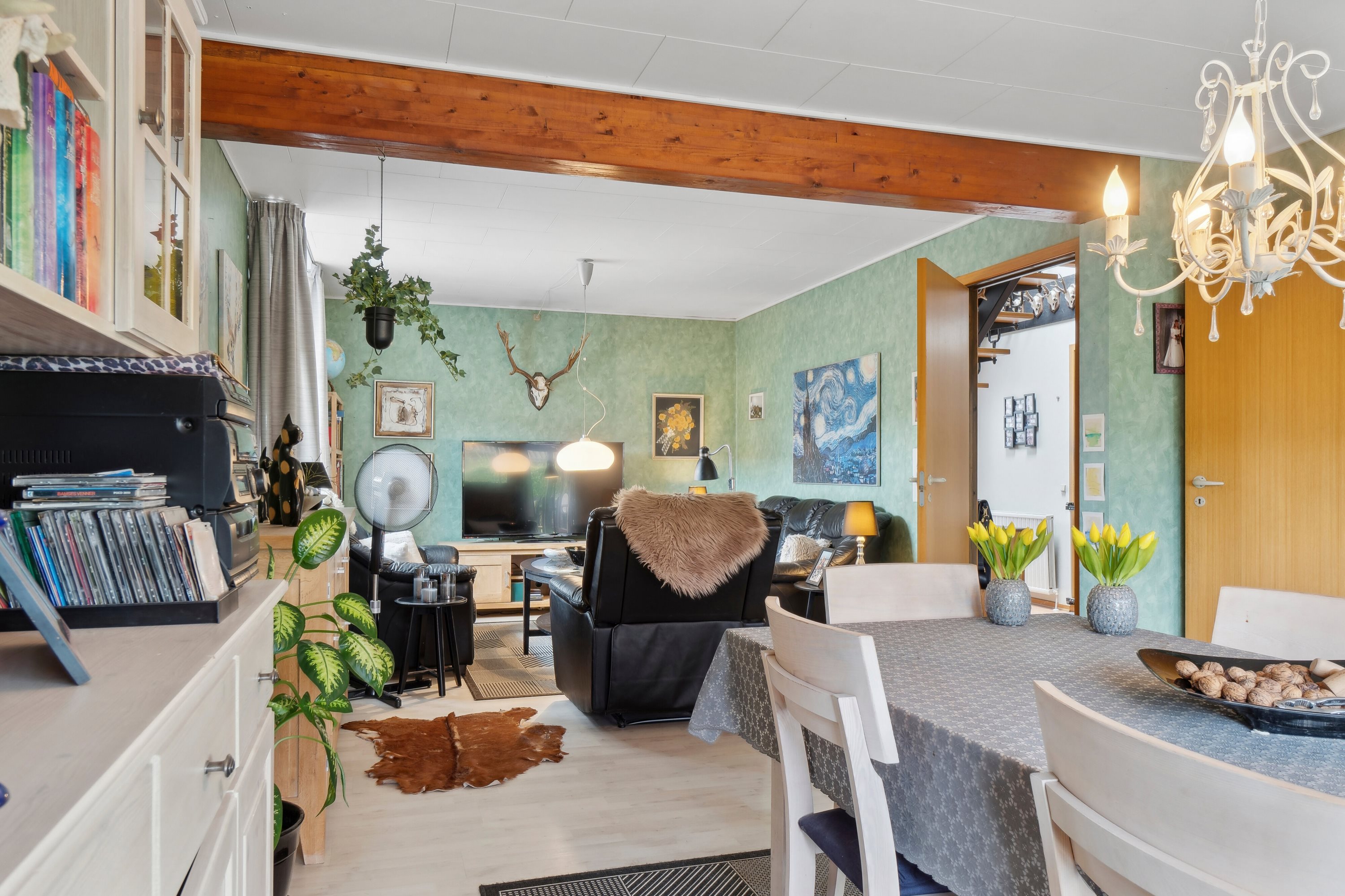 Fremhævet indendørs billede i fuldskærmstilstand. Billede af Louisenvænget 3, 5700 Svendborg