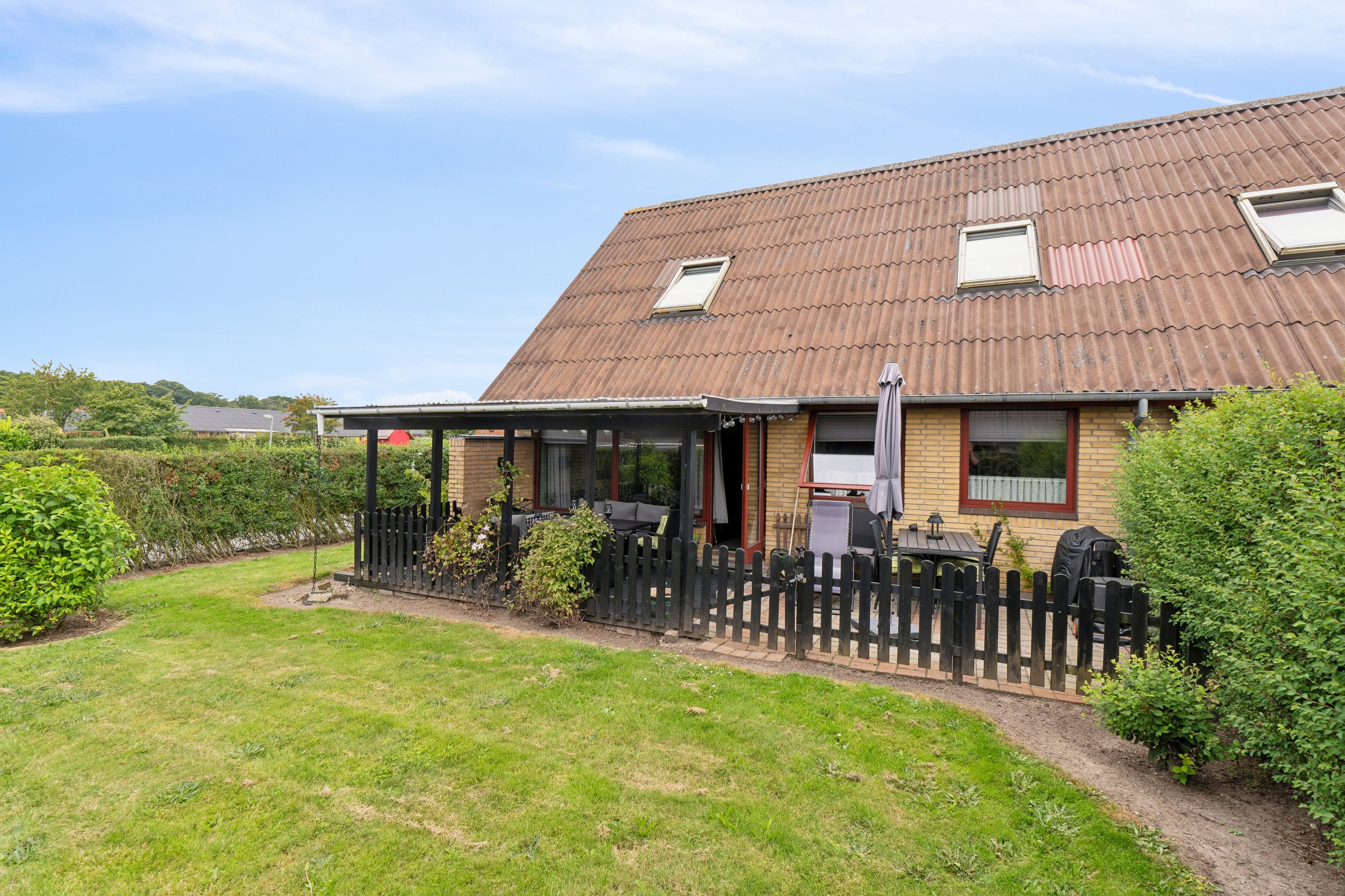 Miniaturebillede 1: set fra haven. Billede af Louisenvænget 3, 5700 Svendborg