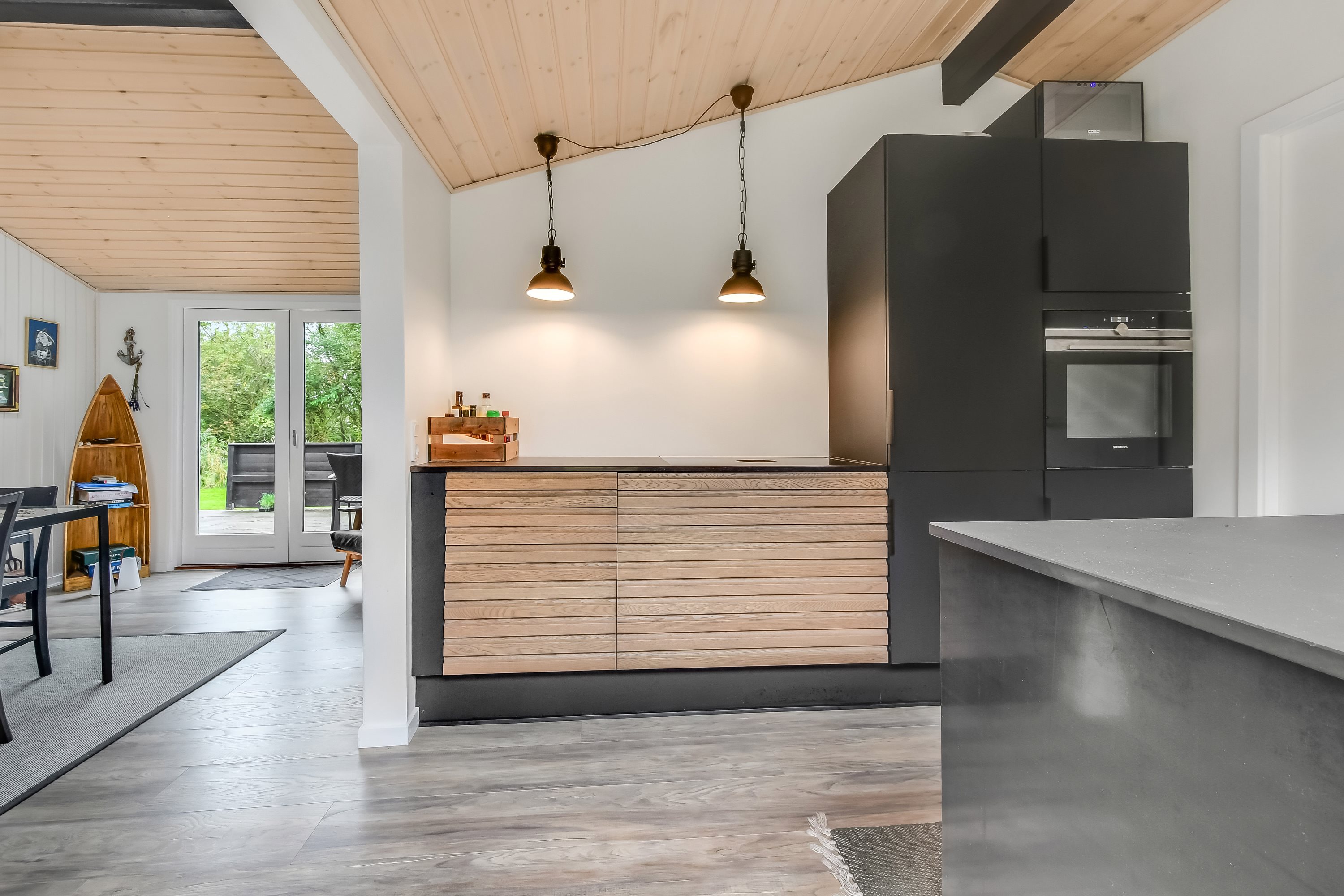 Fremhævet køkken billede i fuldskærmstilstand. Billede af Lyngvej 28, Rindby Strand, 6720 Fanø