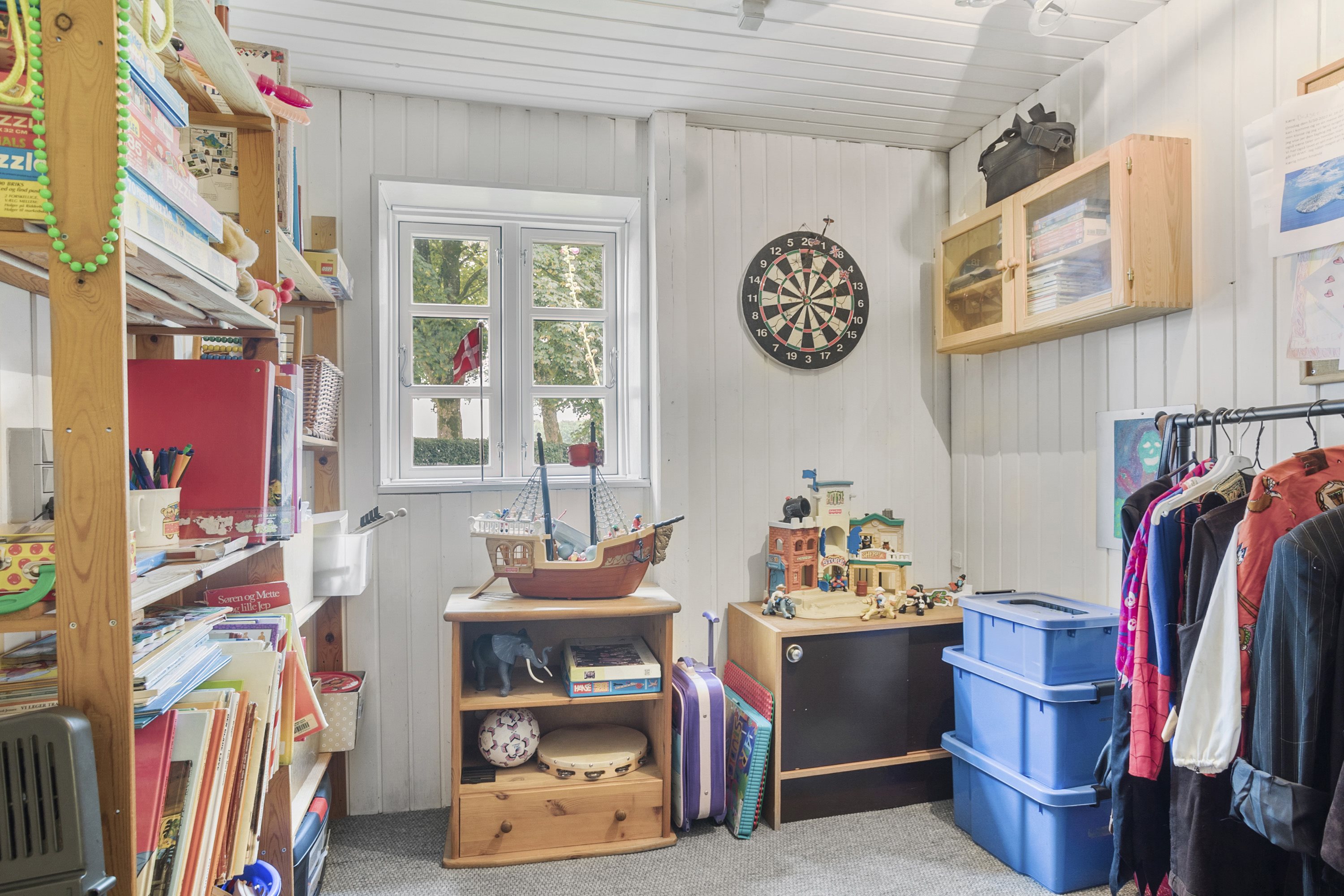 Fremhævet værelse billede i fuldskærmstilstand. Billede af Ø. Gesten Mosevej 18, 6621 Gesten