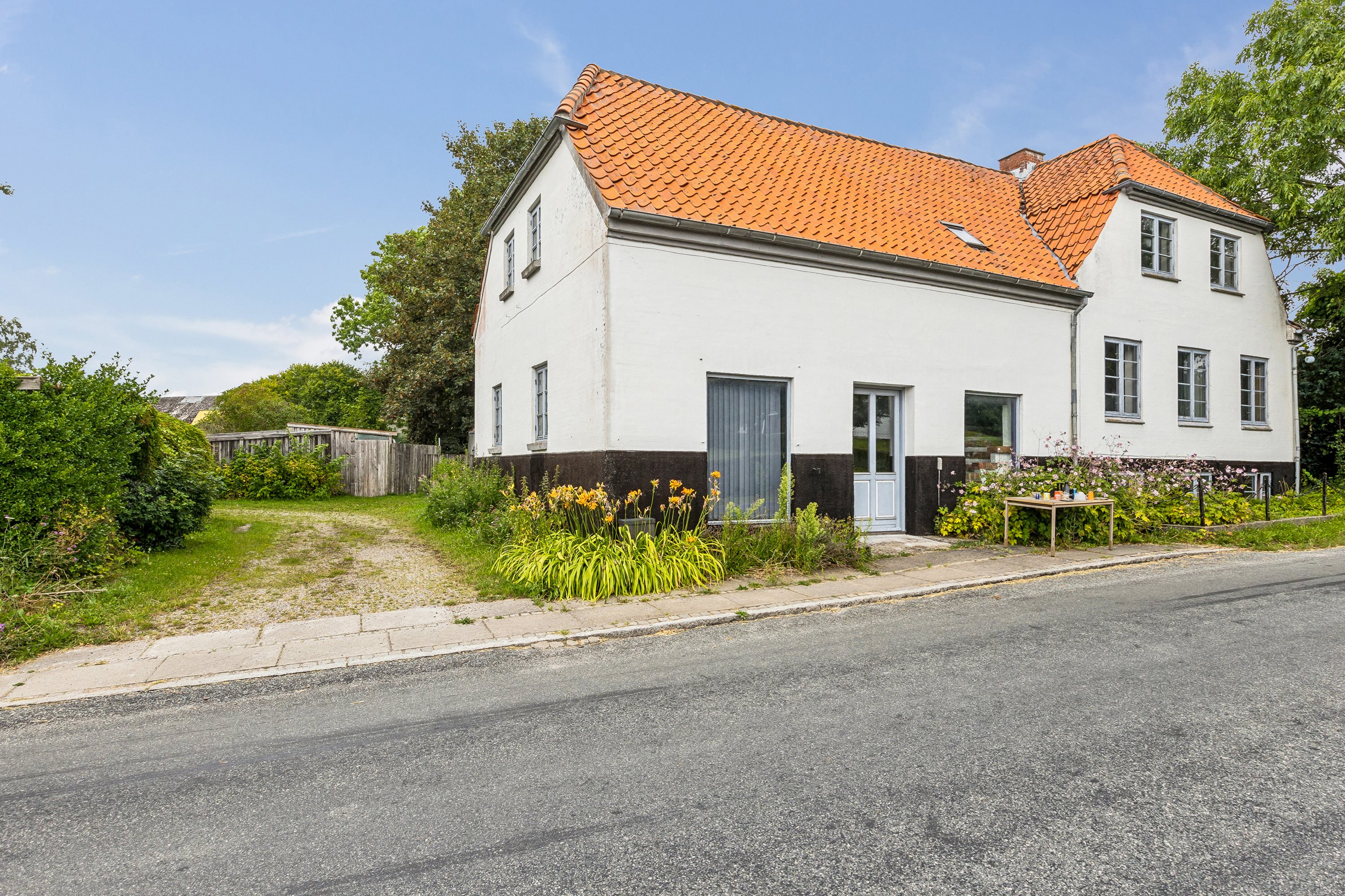 Fremhævet ejendom 1 billede i fuldskærmstilstand. Billede af Ølstedvej 1, Sdr Broby, 5672 Broby