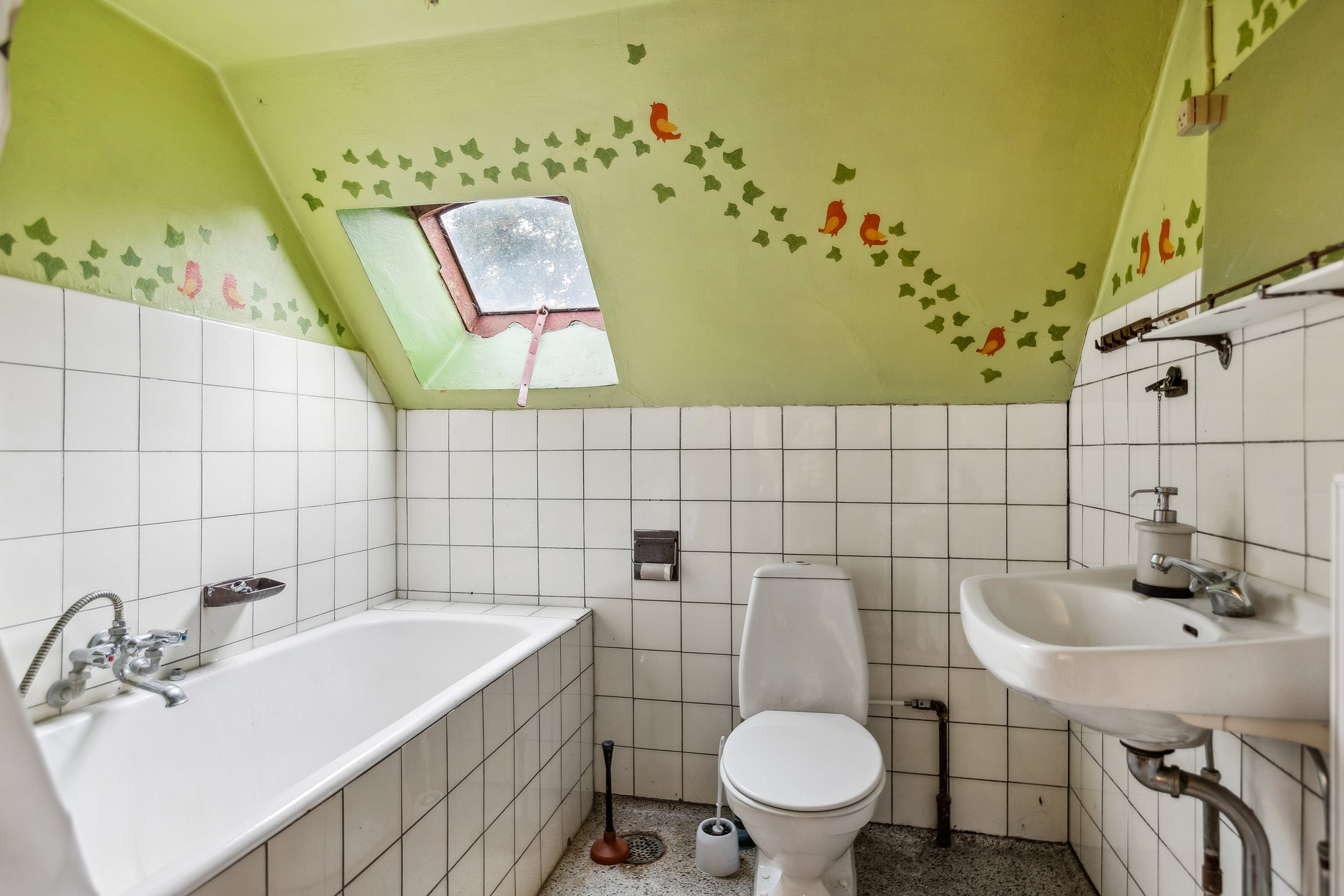 Fremhævet badeværelse billede i fuldskærmstilstand. Billede af Ølstedvej 1, Sdr Broby, 5672 Broby