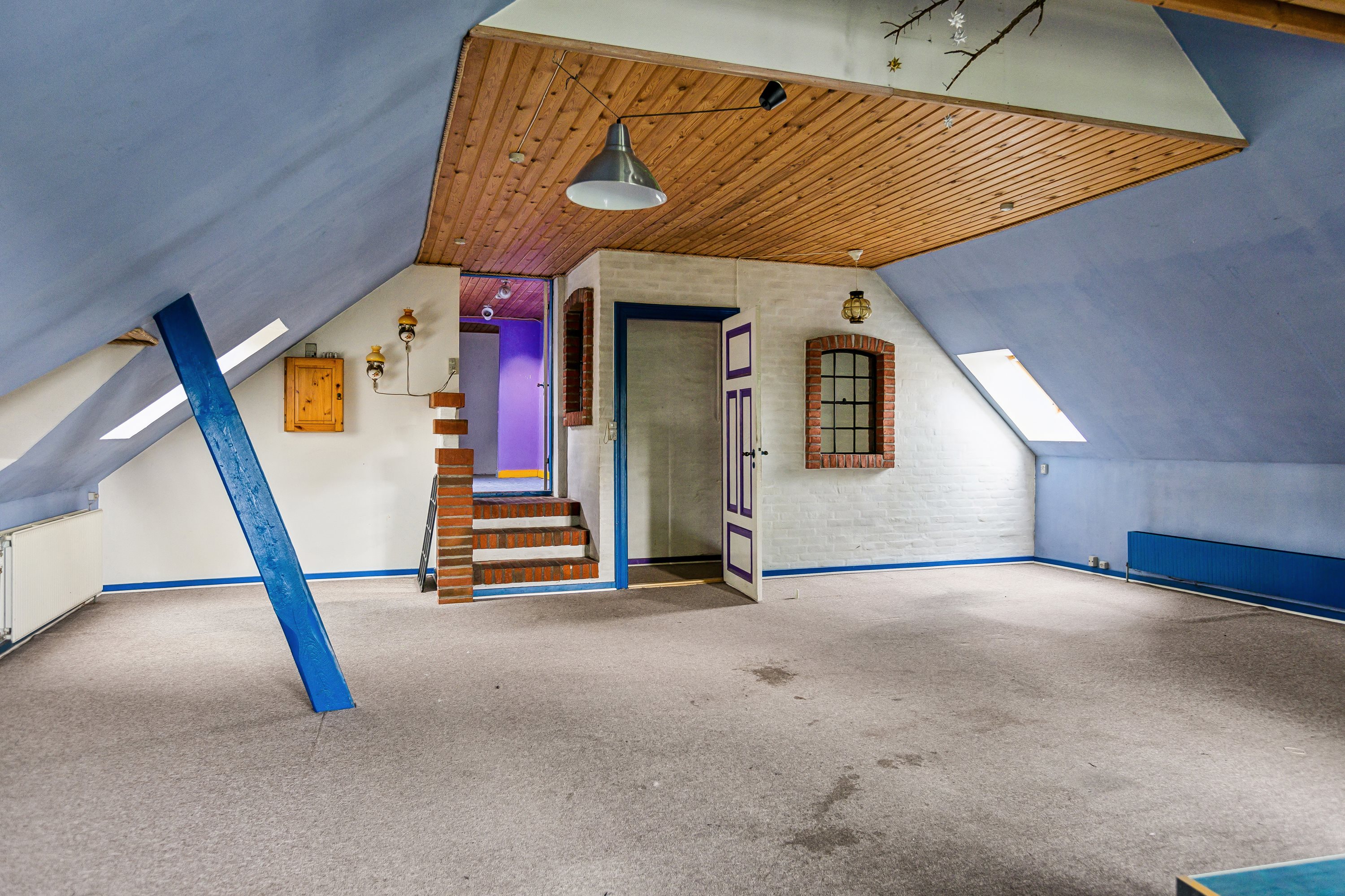 Fremhævet stue billede i fuldskærmstilstand. Billede af Ølstedvej 1, Sdr Broby, 5672 Broby