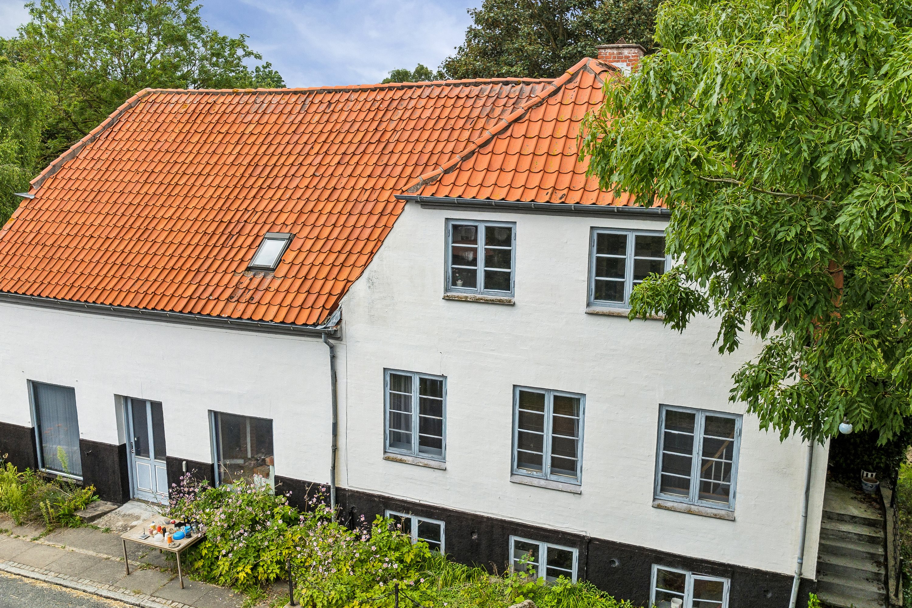 Miniaturebillede 1: ejendom 1. Billede af Ølstedvej 1, Sdr Broby, 5672 Broby