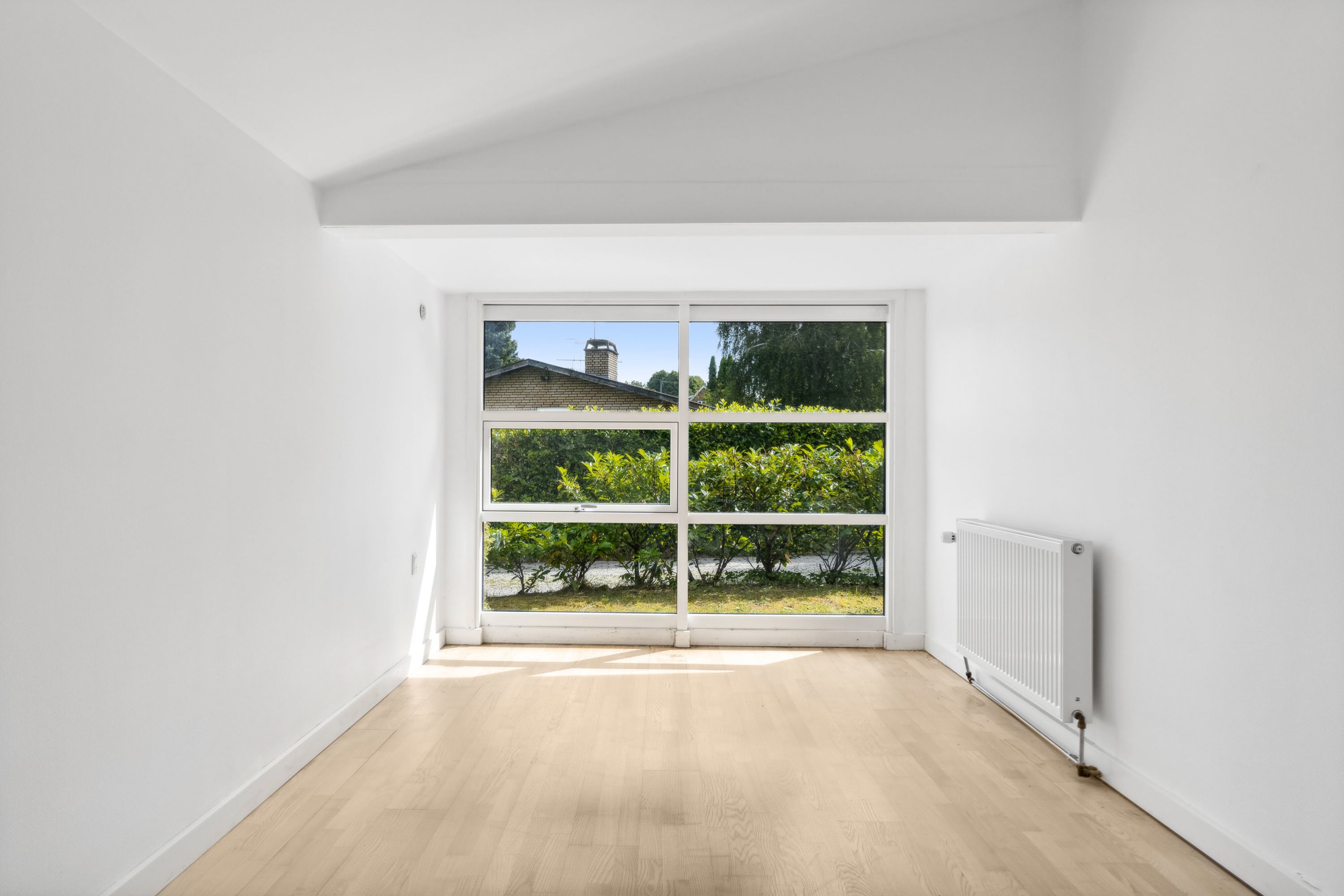 Fremhævet værelse billede i fuldskærmstilstand. Billede af Markskellet 13, 3400 Hillerød