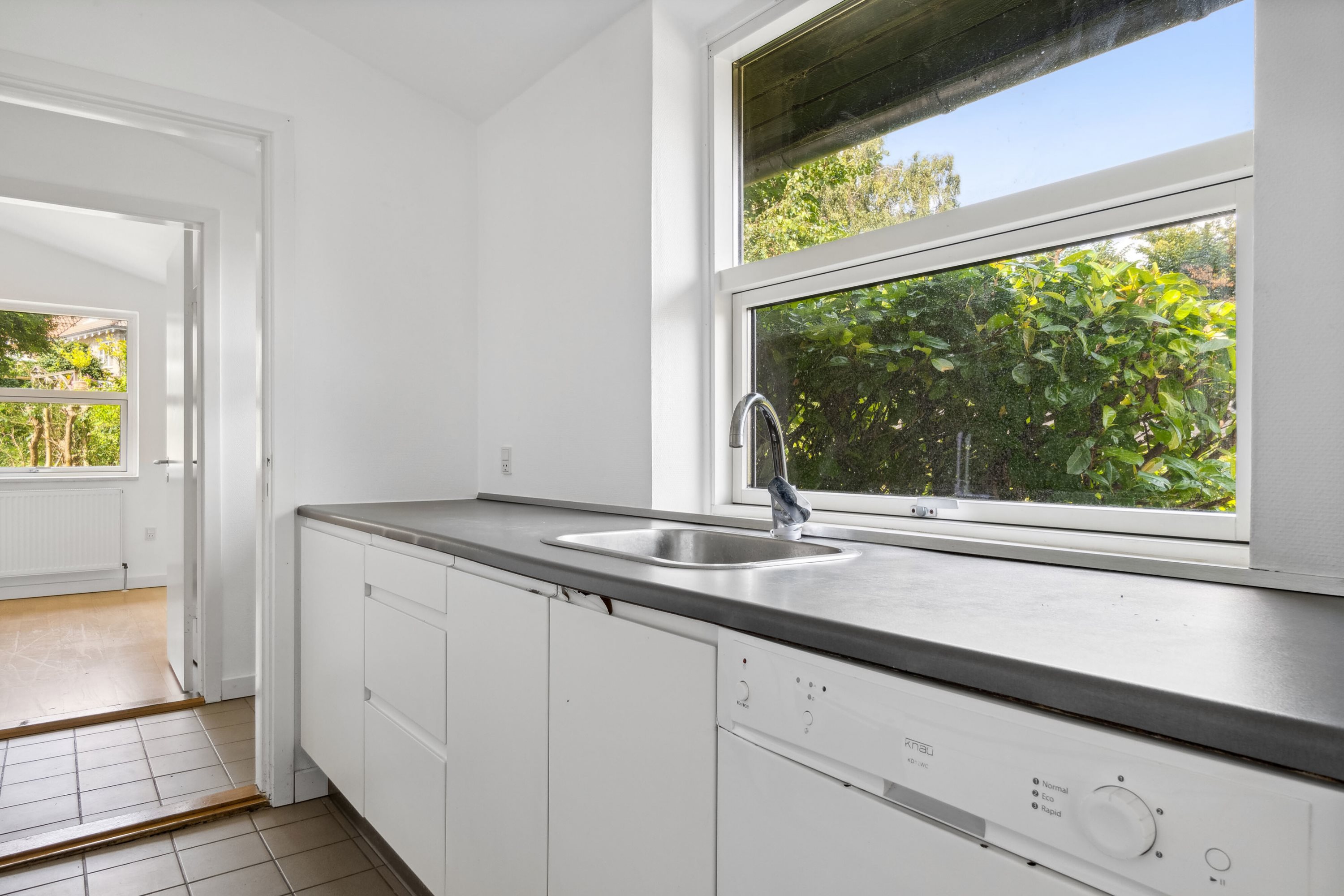 Fremhævet køkken billede i fuldskærmstilstand. Billede af Markskellet 13, 3400 Hillerød