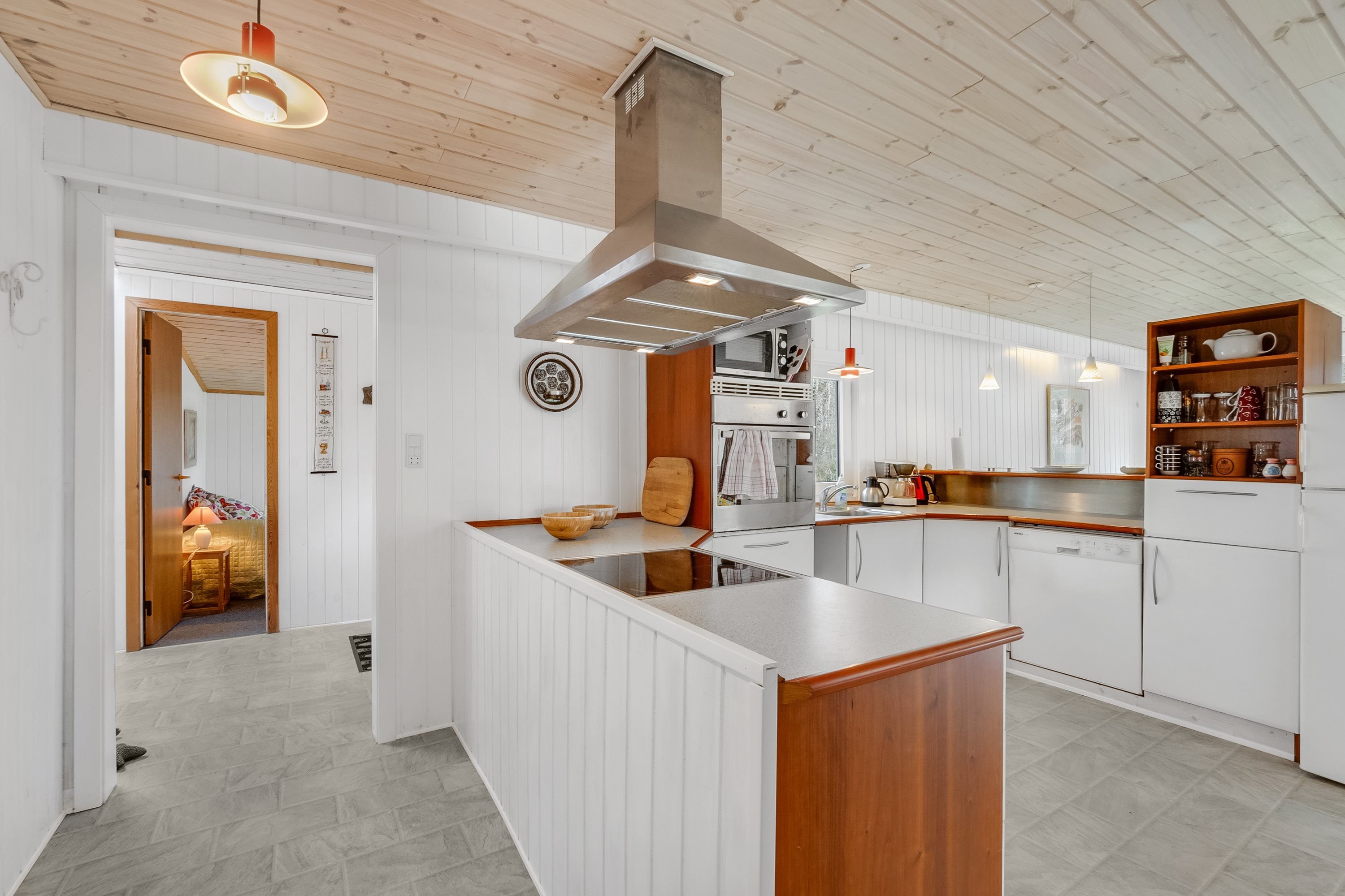 Fremhævet køkken billede i fuldskærmstilstand. Billede af Hedestien 3, Sillerslev, 7990 Øster Assels