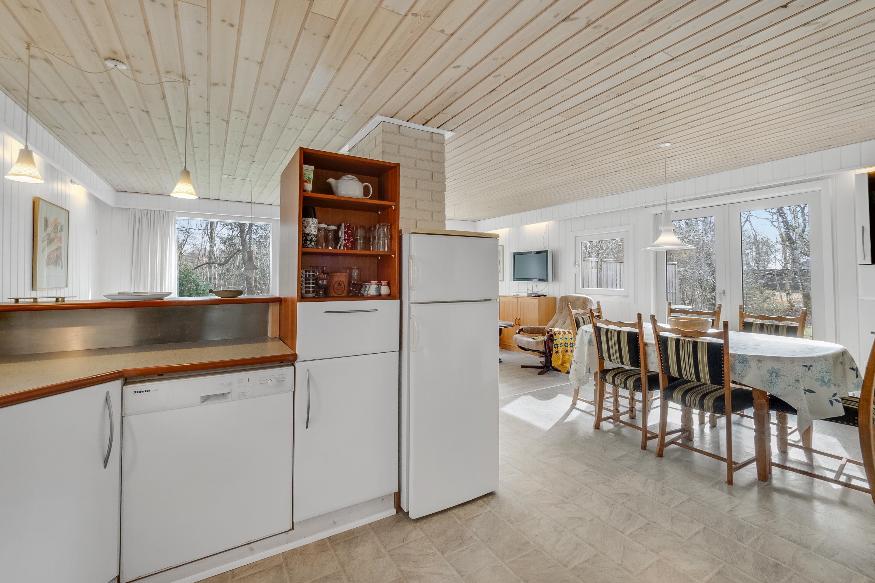 Fremhævet køkken billede i fuldskærmstilstand. Billede af Hedestien 3, Sillerslev, 7990 Øster Assels