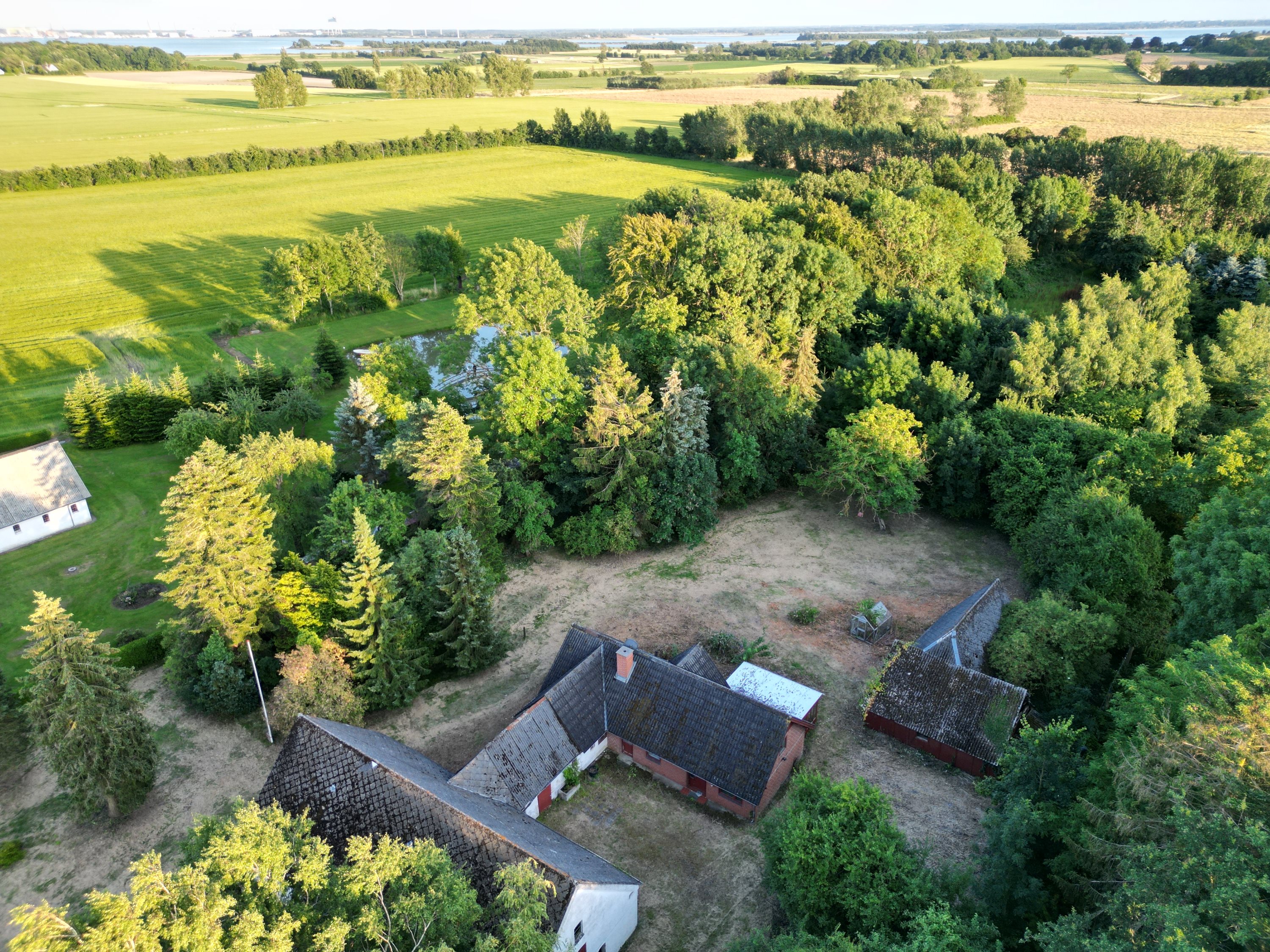 Fremhævet luftfoto billede i fuldskærmstilstand. Billede af Ølundgyden 11, Hessum Mose, 5450 Otterup