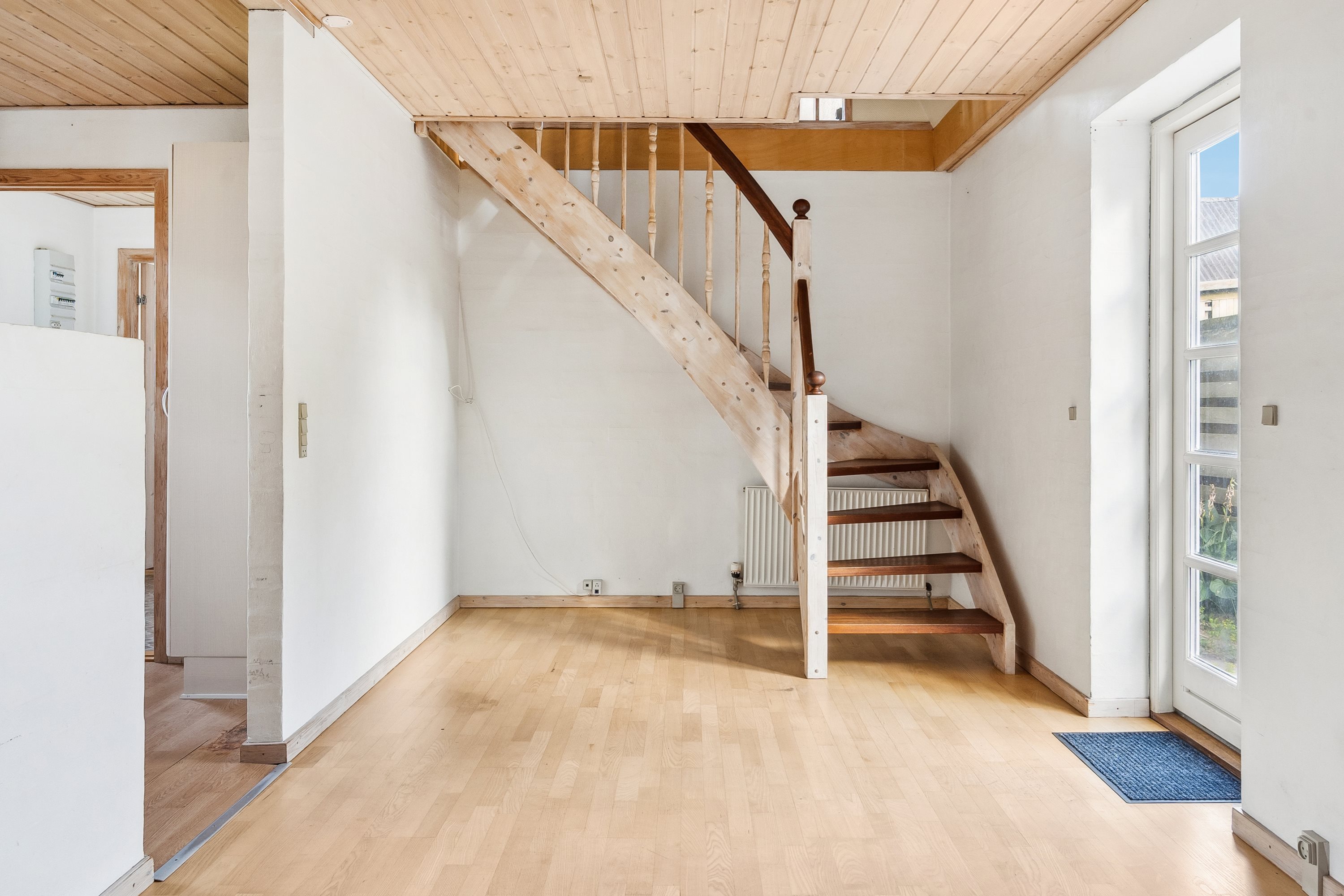 Fremhævet gang billede i fuldskærmstilstand. Billede af Nørre Hurupvej 32A, Øster Hurup, 9560 Hadsund