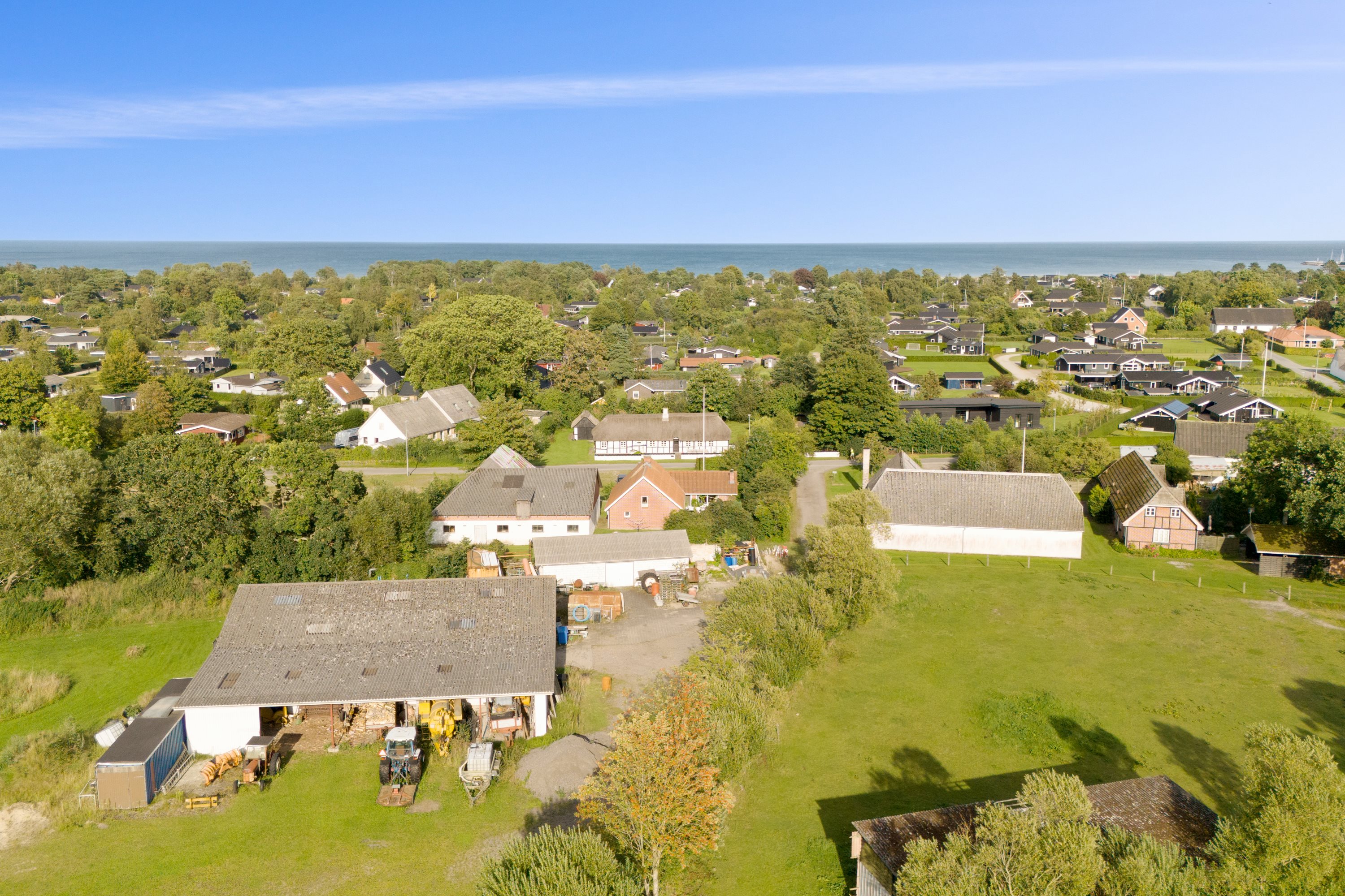 Fremhævet luftfoto billede i fuldskærmstilstand. Billede af Nørre Hurupvej 32A, Øster Hurup, 9560 Hadsund