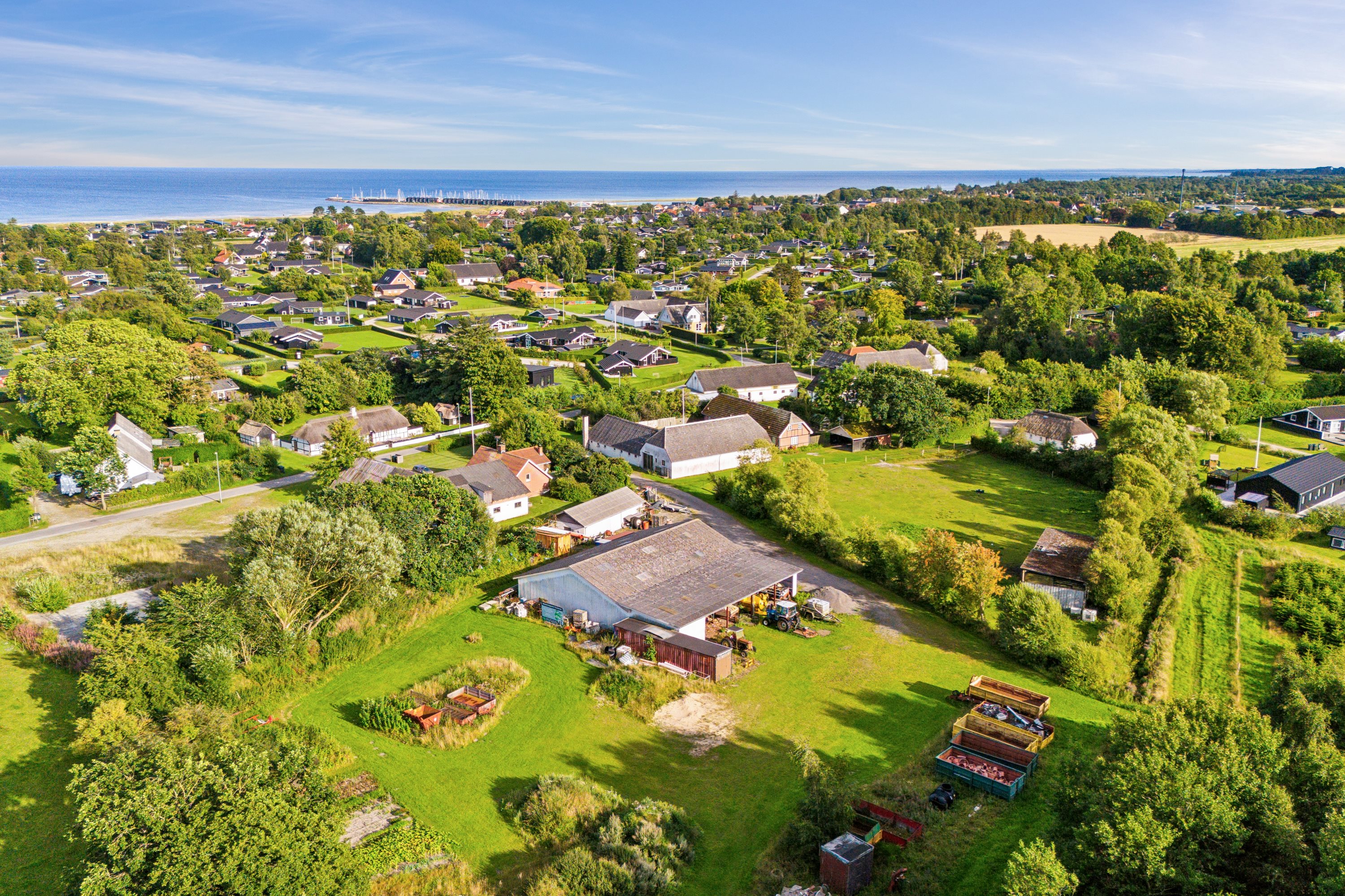 Fremhævet luftfoto billede i fuldskærmstilstand. Billede af Nørre Hurupvej 32A, Øster Hurup, 9560 Hadsund