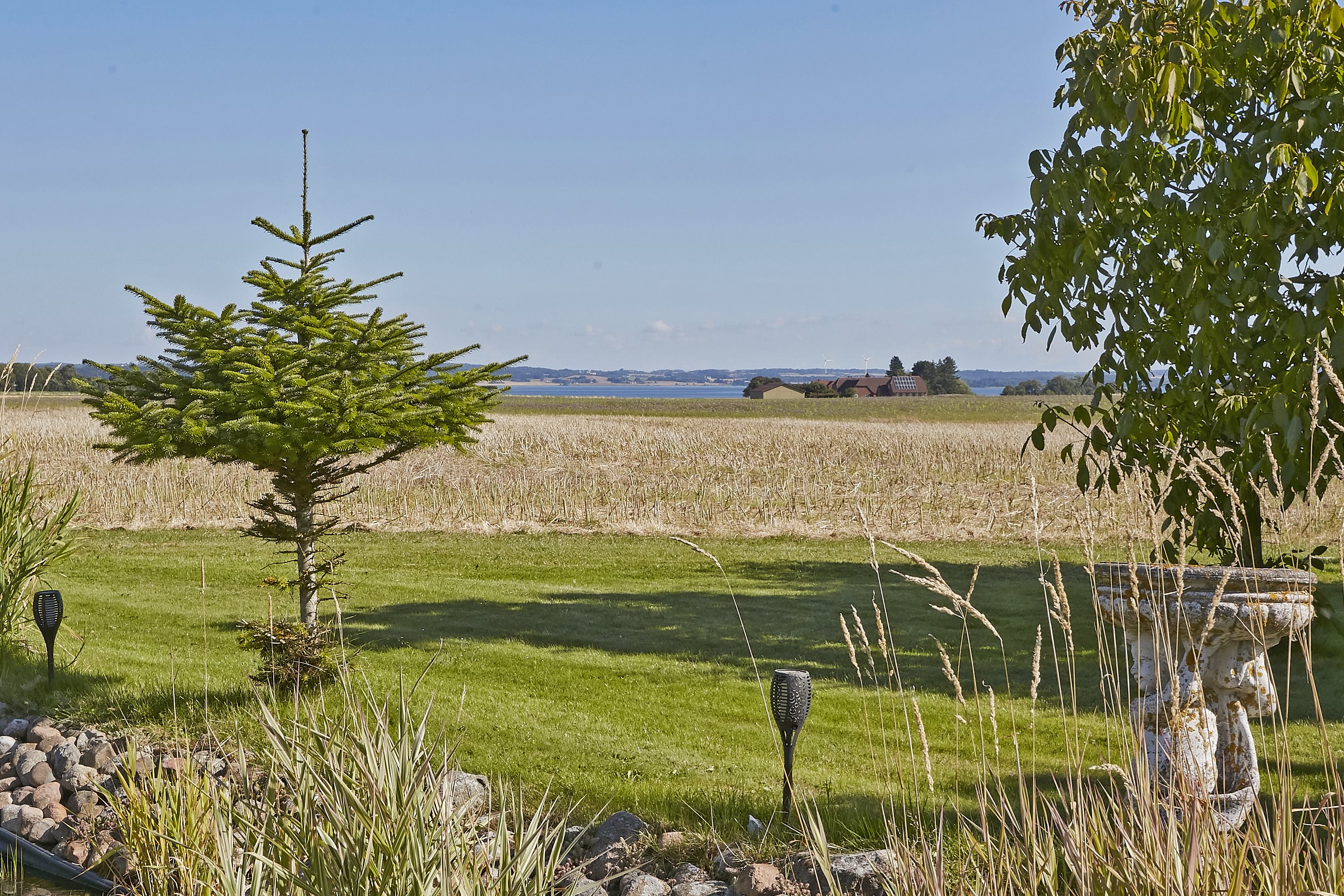 Fremhævet  billede i fuldskærmstilstand. Billede af Brund Strandvej 19, Brund, 7130 Juelsminde