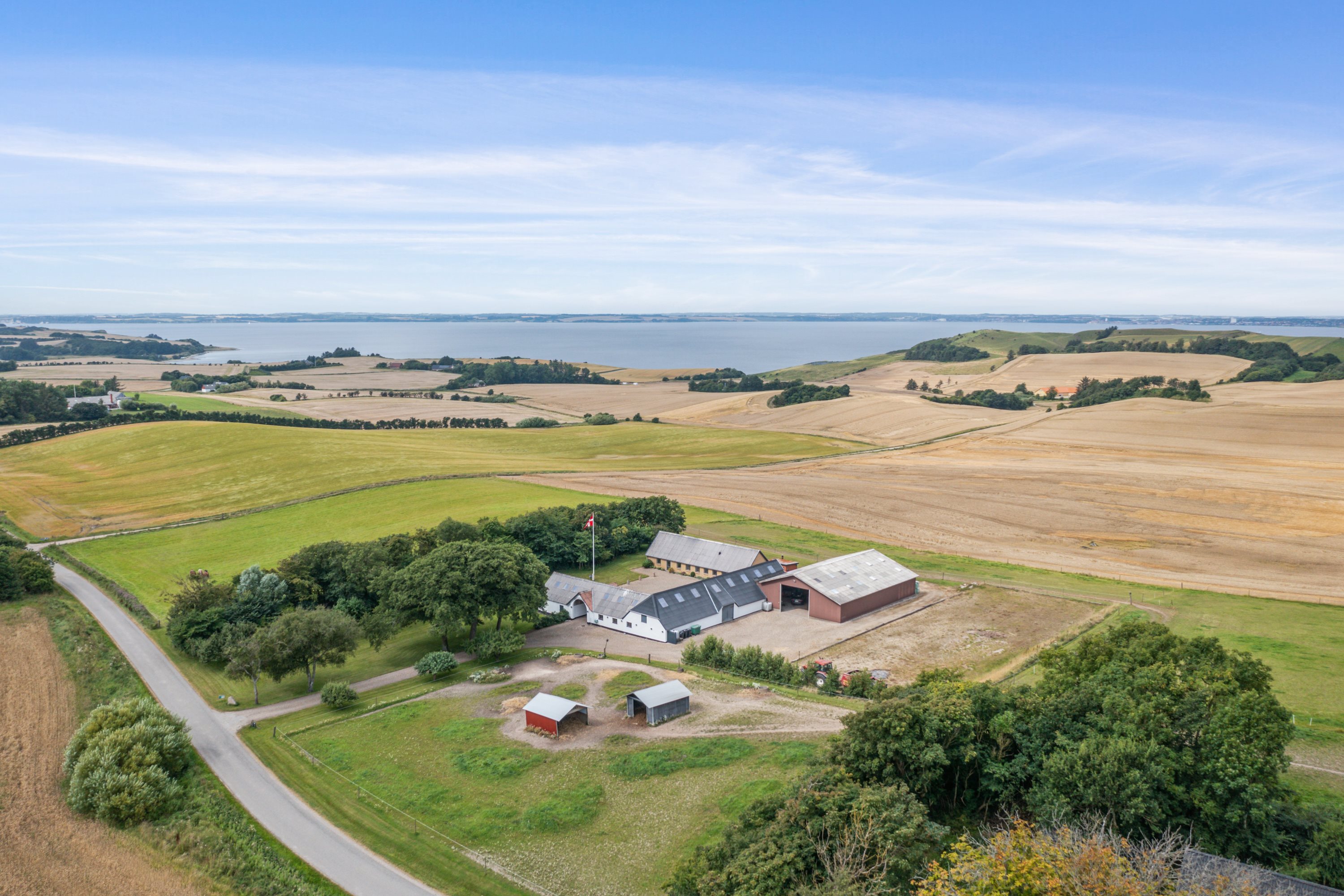 Fremhævet luftfoto billede i fuldskærmstilstand. Billede af Heltoften 50, Flade, 7900 Nykøbing M