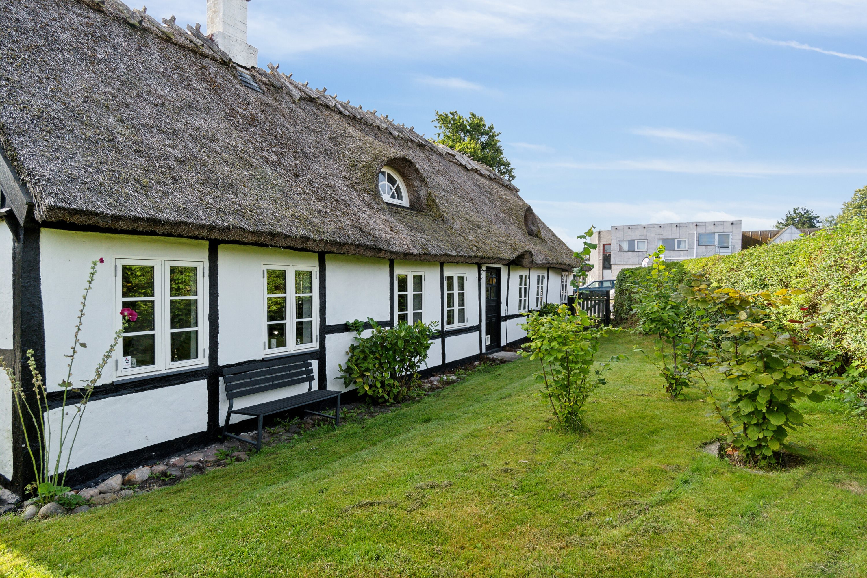 Fremhævet set fra haven billede i fuldskærmstilstand. Billede af Lillegade 24, 4070 Kirke Hyllinge
