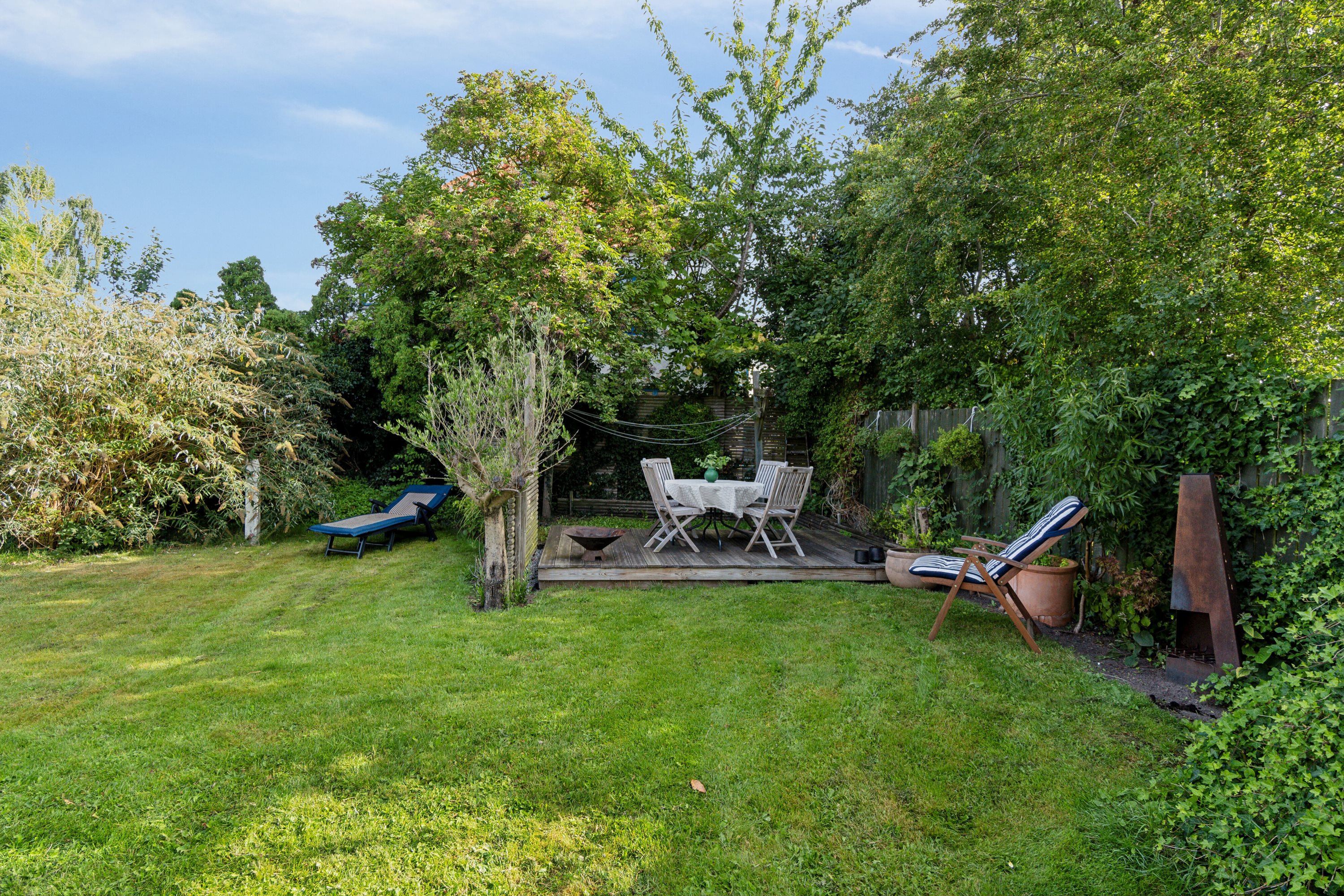 Fremhævet set fra haven billede i fuldskærmstilstand. Billede af Lillegade 24, 4070 Kirke Hyllinge