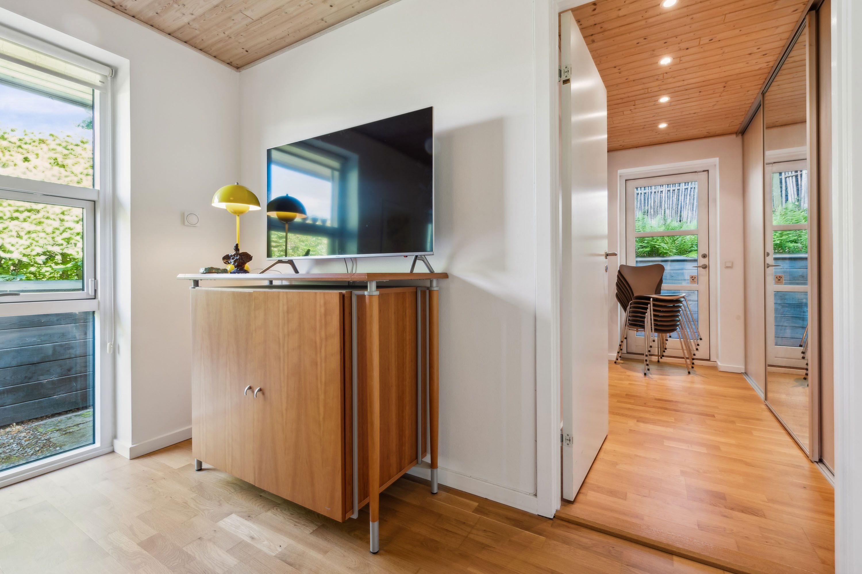 Fremhævet køkken billede i fuldskærmstilstand. Billede af Hammermøllevej 17A, 3150 Hellebæk