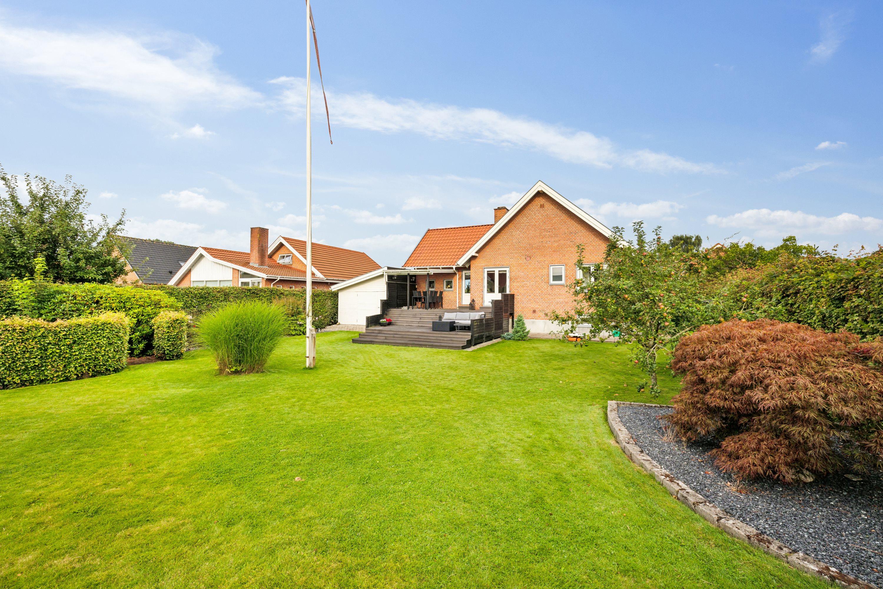 Fremhævet have billede i fuldskærmstilstand. Billede af Frederiksvej 10, 8800 Viborg