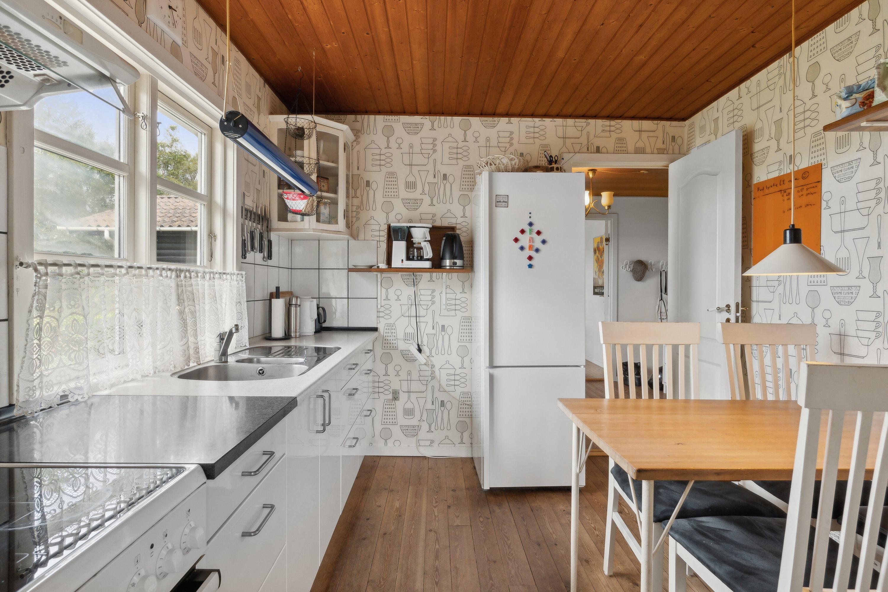 Fremhævet køkken billede i fuldskærmstilstand. Billede af Ringkøbingvej 23B, 7441 Bording