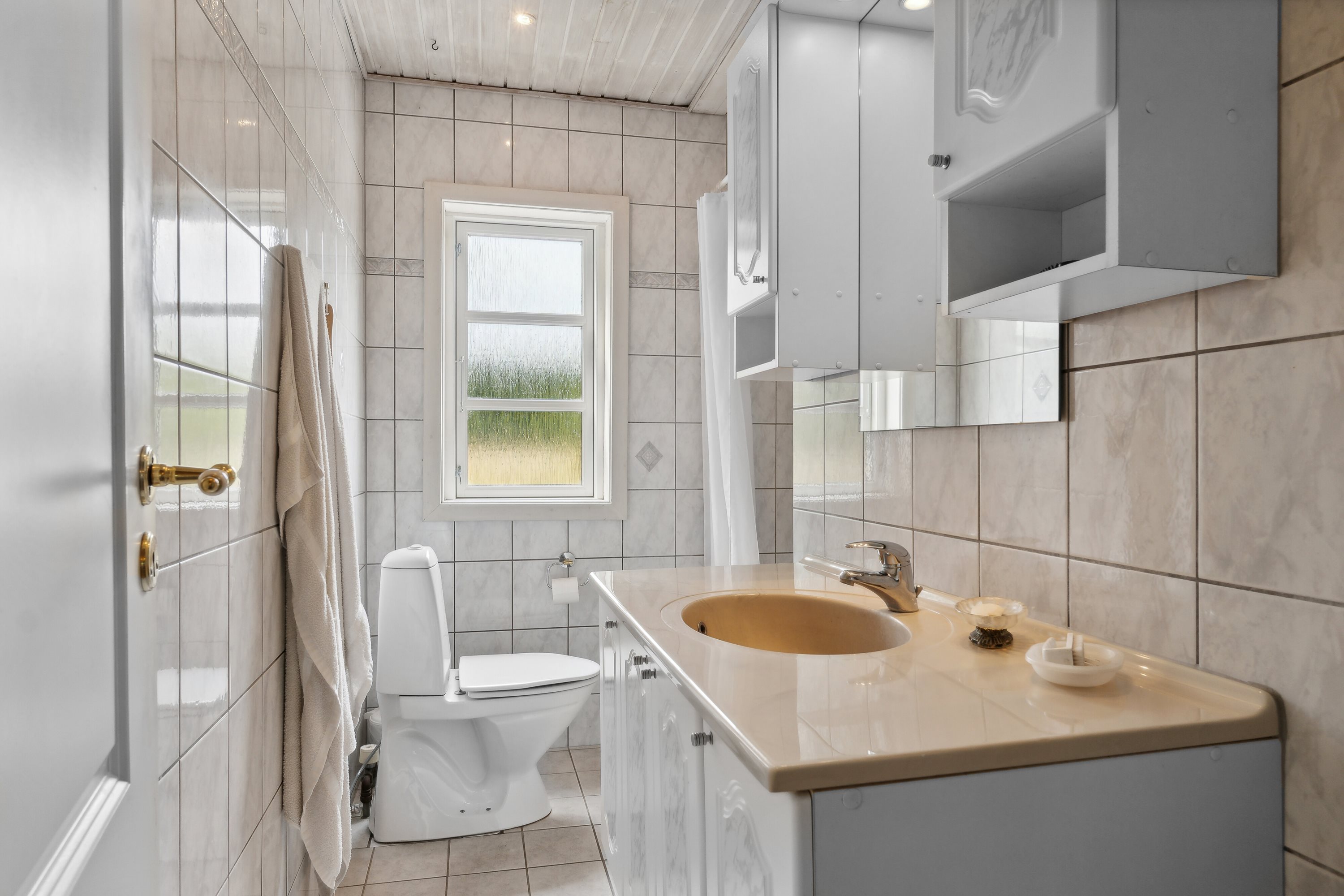 Fremhævet badeværelse billede i fuldskærmstilstand. Billede af Ringkøbingvej 23B, 7441 Bording