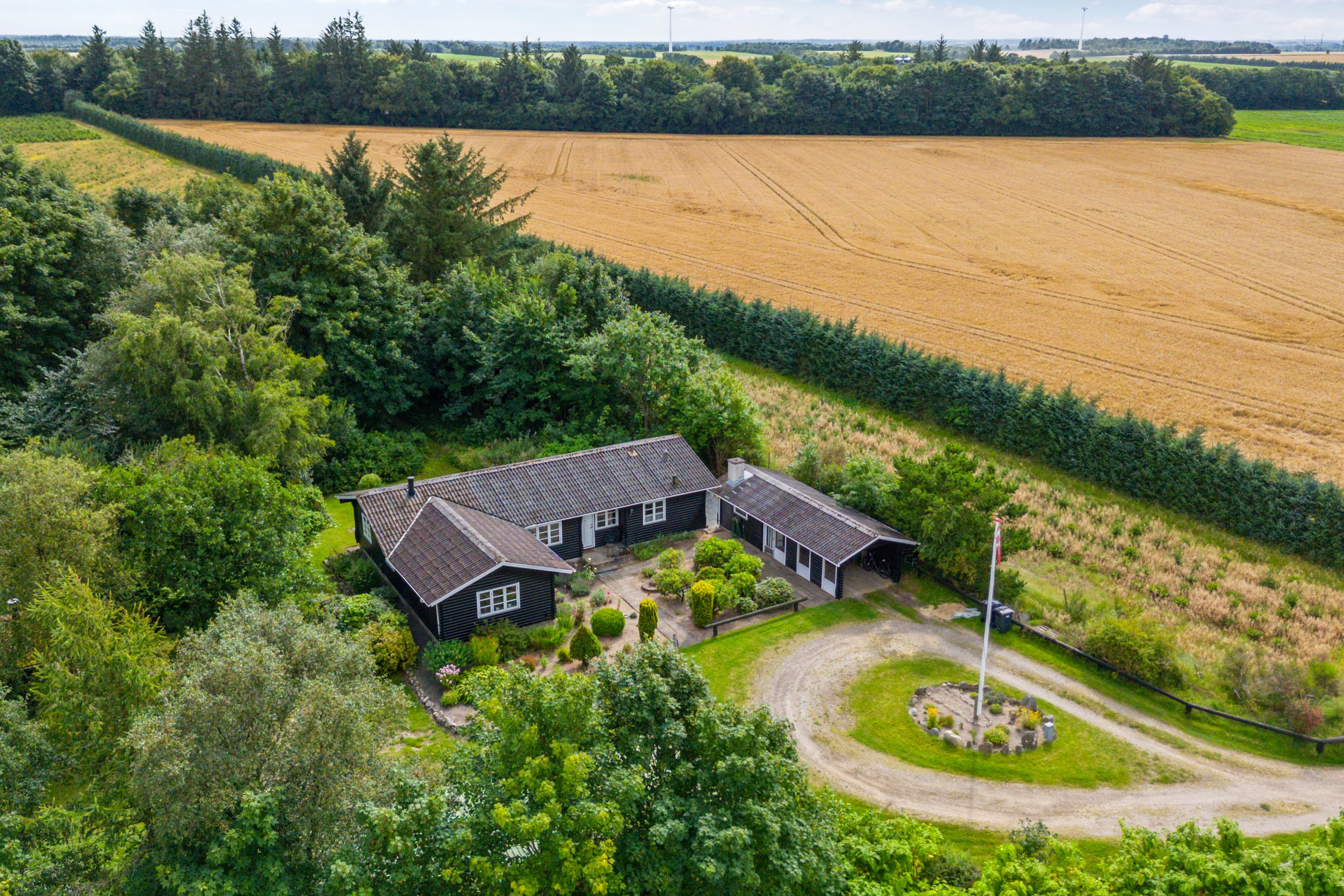 Fremhævet luftfoto billede i fuldskærmstilstand. Billede af Ringkøbingvej 23B, 7441 Bording