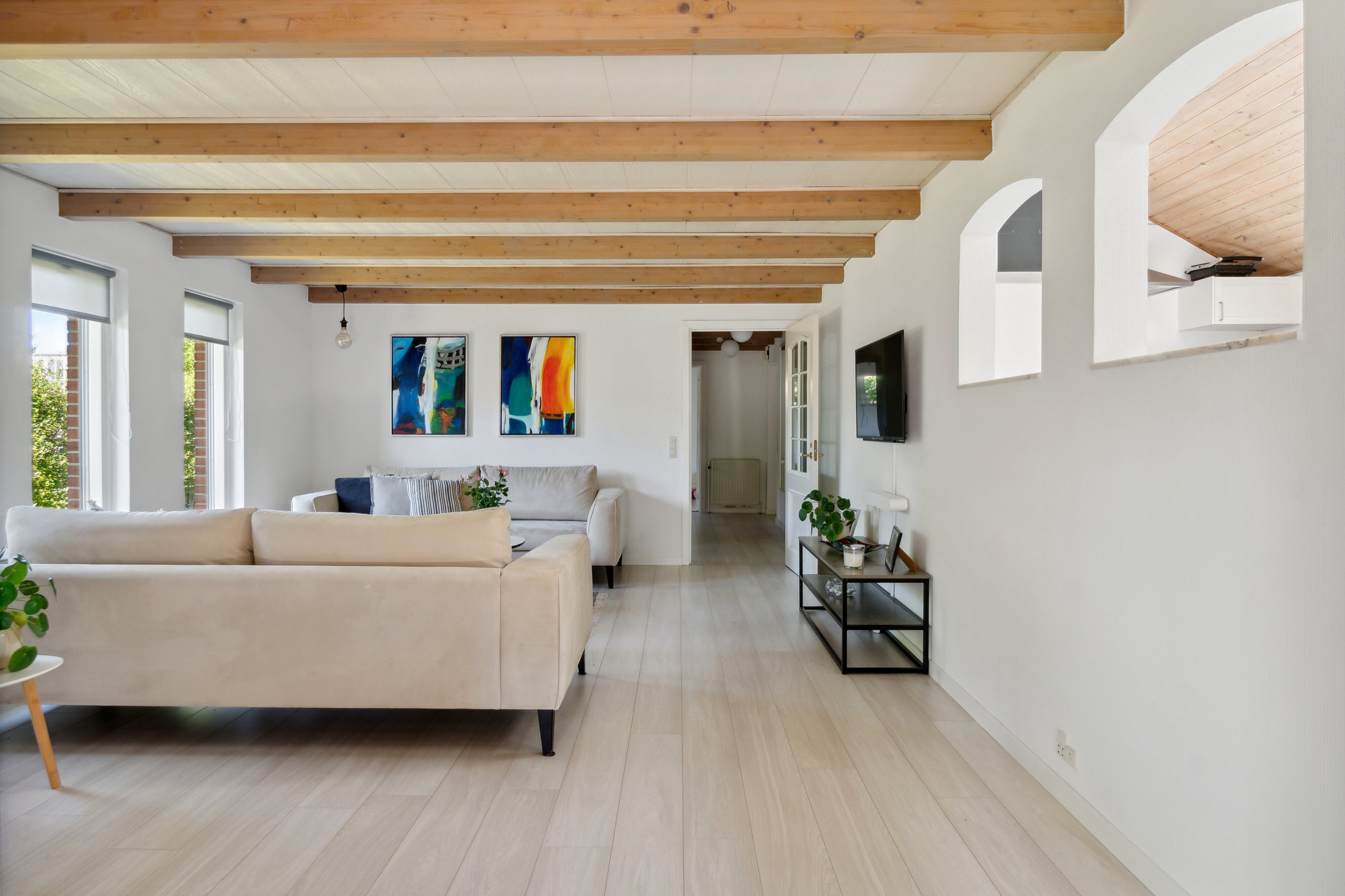 Fremhævet stue billede i fuldskærmstilstand. Billede af Hovedgaden 77B, 4520 Svinninge