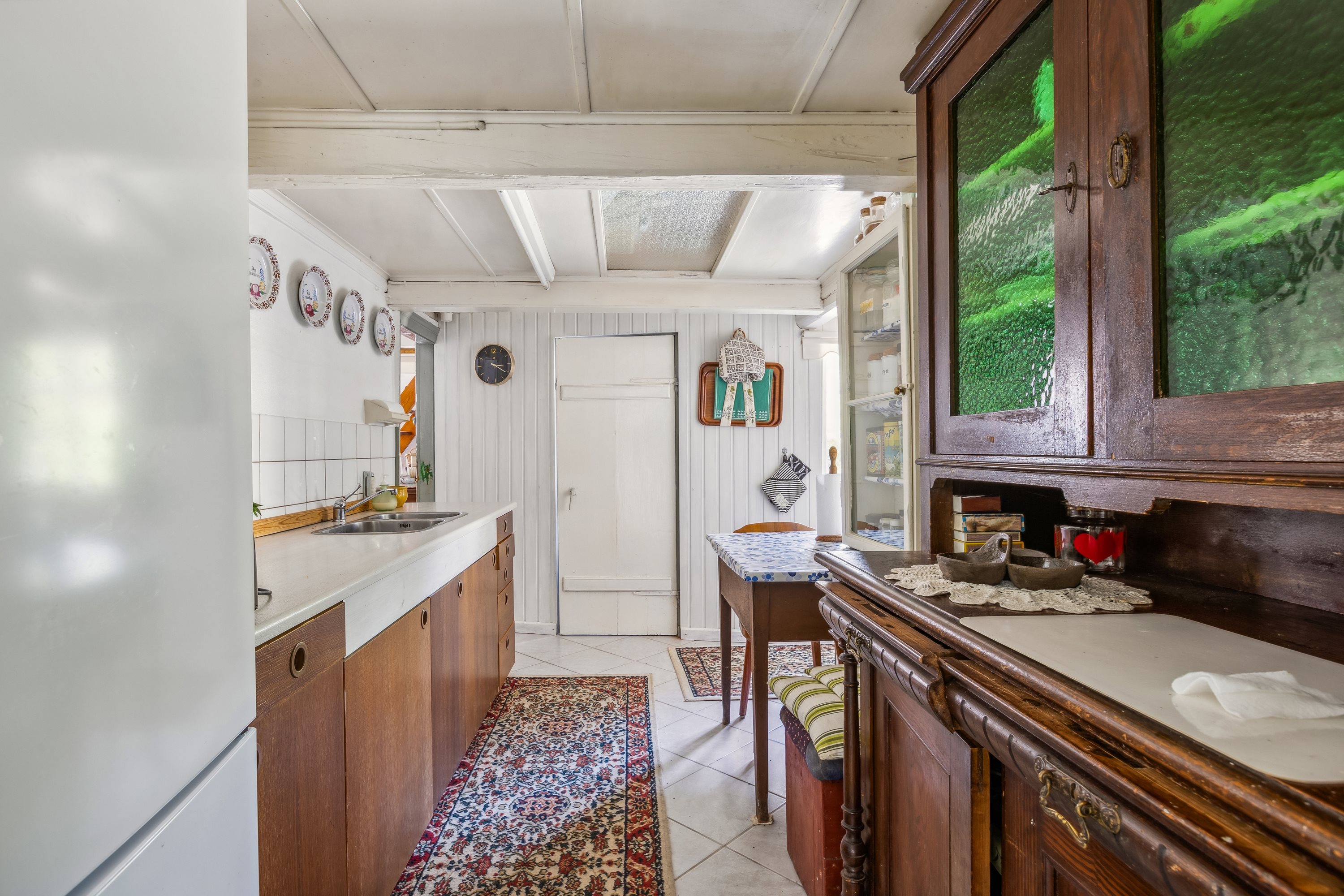 Fremhævet køkken billede i fuldskærmstilstand. Billede af Roestoftvej 1, Lyø, 5601 Lyø