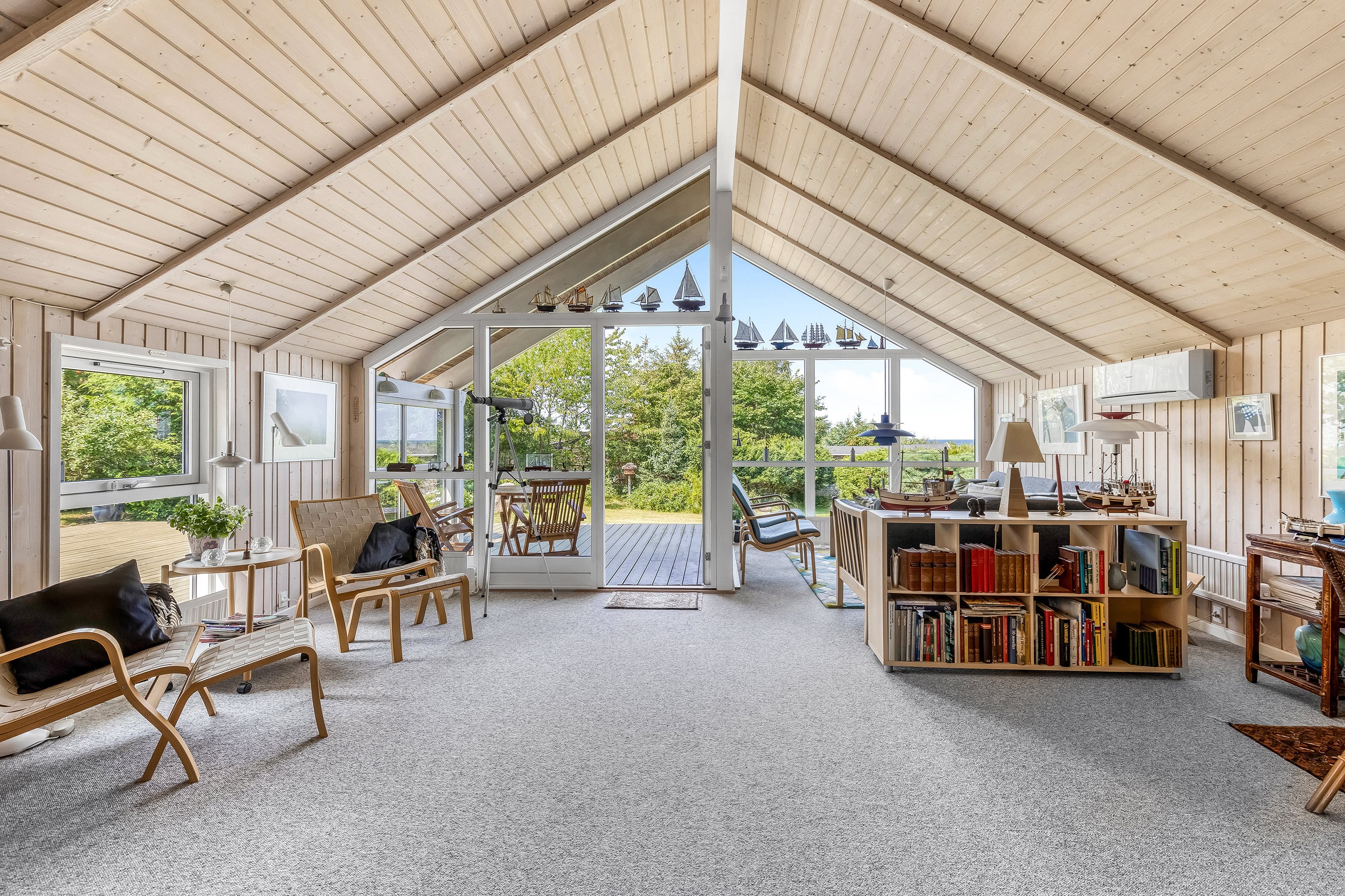 Fremhævet stue billede i fuldskærmstilstand. Billede af Rævehaugen 7, Udsholt, 3230 Græsted