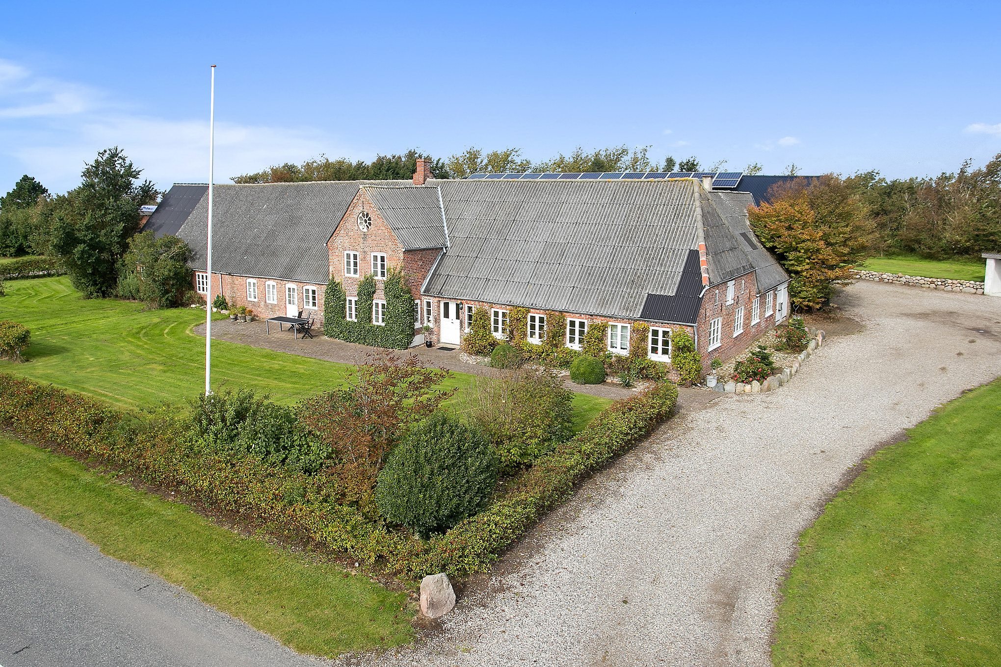 Fremhævet  billede i fuldskærmstilstand. Billede af Emmerlev Klev 6, 6280 Højer