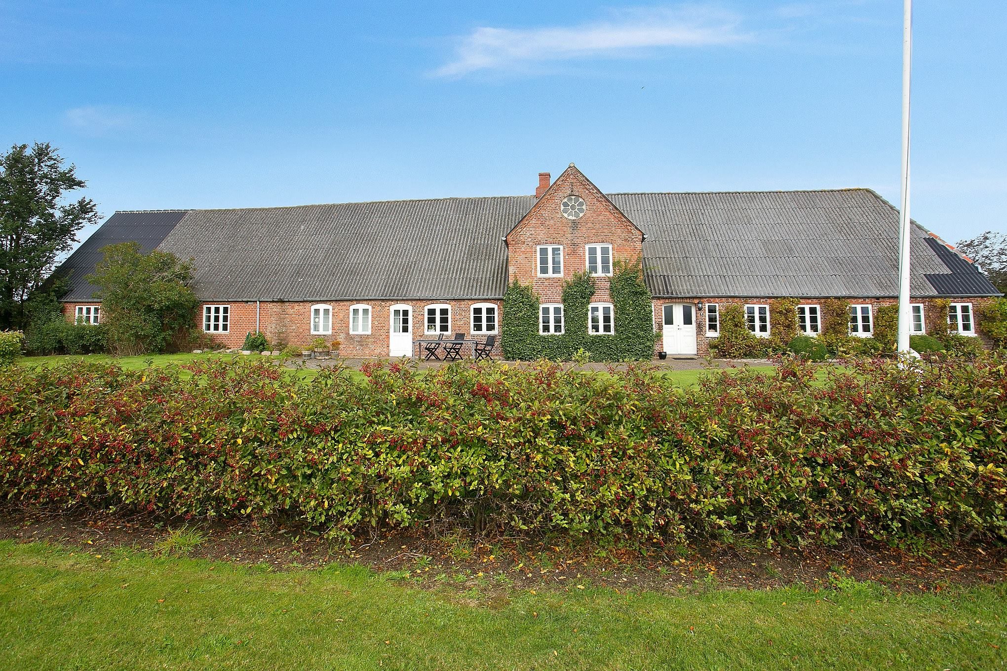 Fremhævet  billede i fuldskærmstilstand. Billede af Emmerlev Klev 6, 6280 Højer