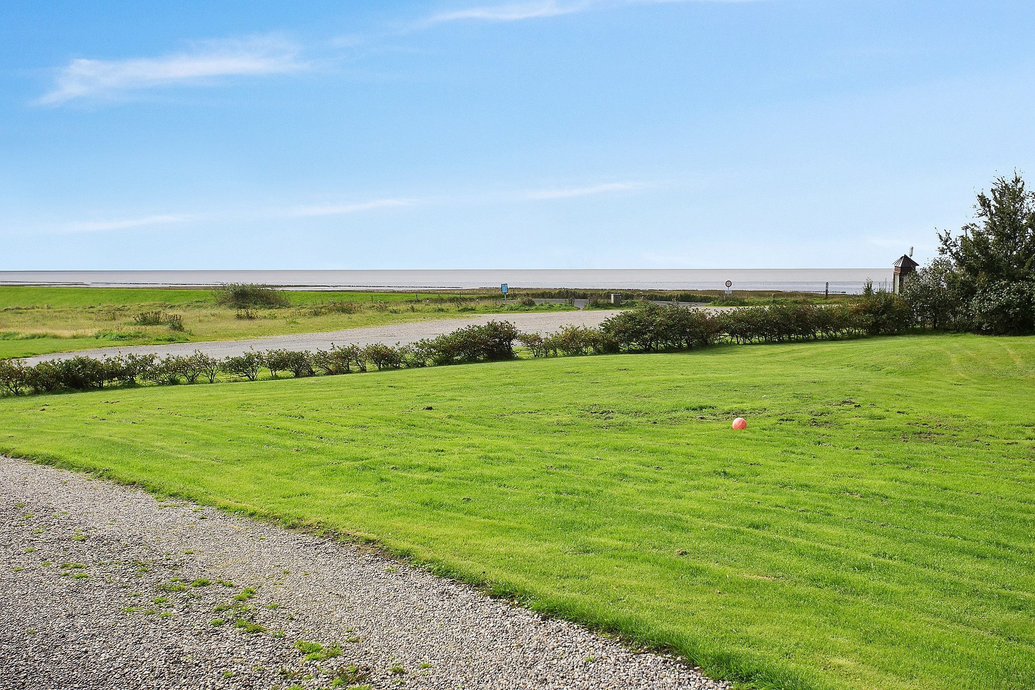 Fremhævet  billede i fuldskærmstilstand. Billede af Emmerlev Klev 6, 6280 Højer