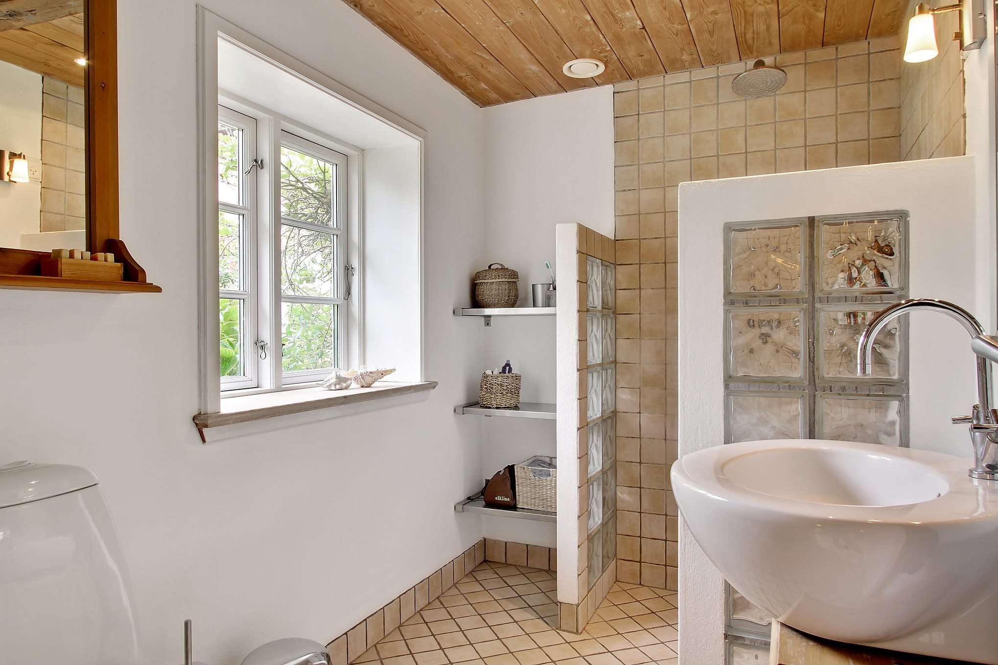 Fremhævet  billede i fuldskærmstilstand. Billede af Emmerlev Klev 6, 6280 Højer