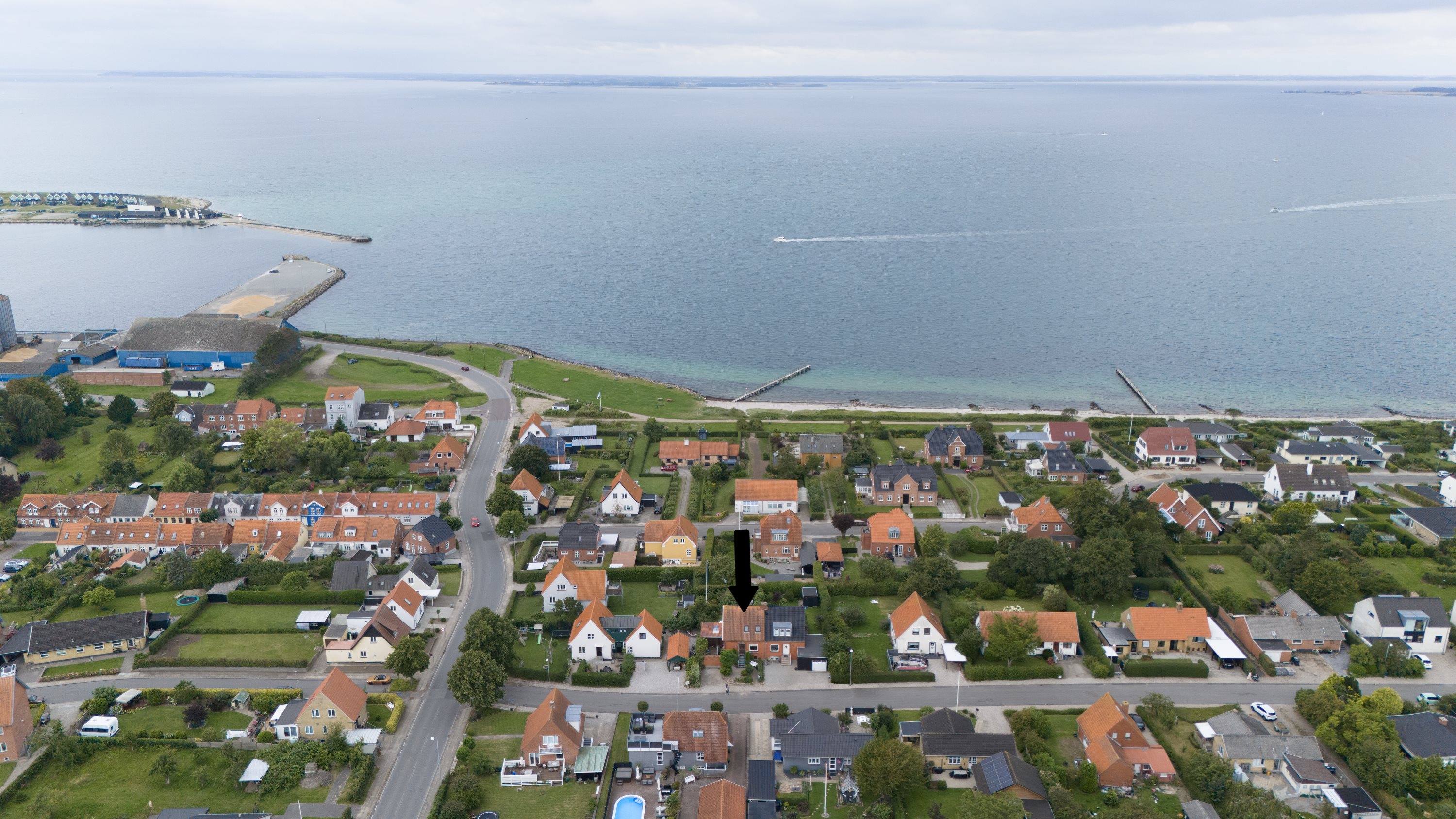 Fremhævet  billede i fuldskærmstilstand. Billede af Blomstervænget 1A, 5610 Assens