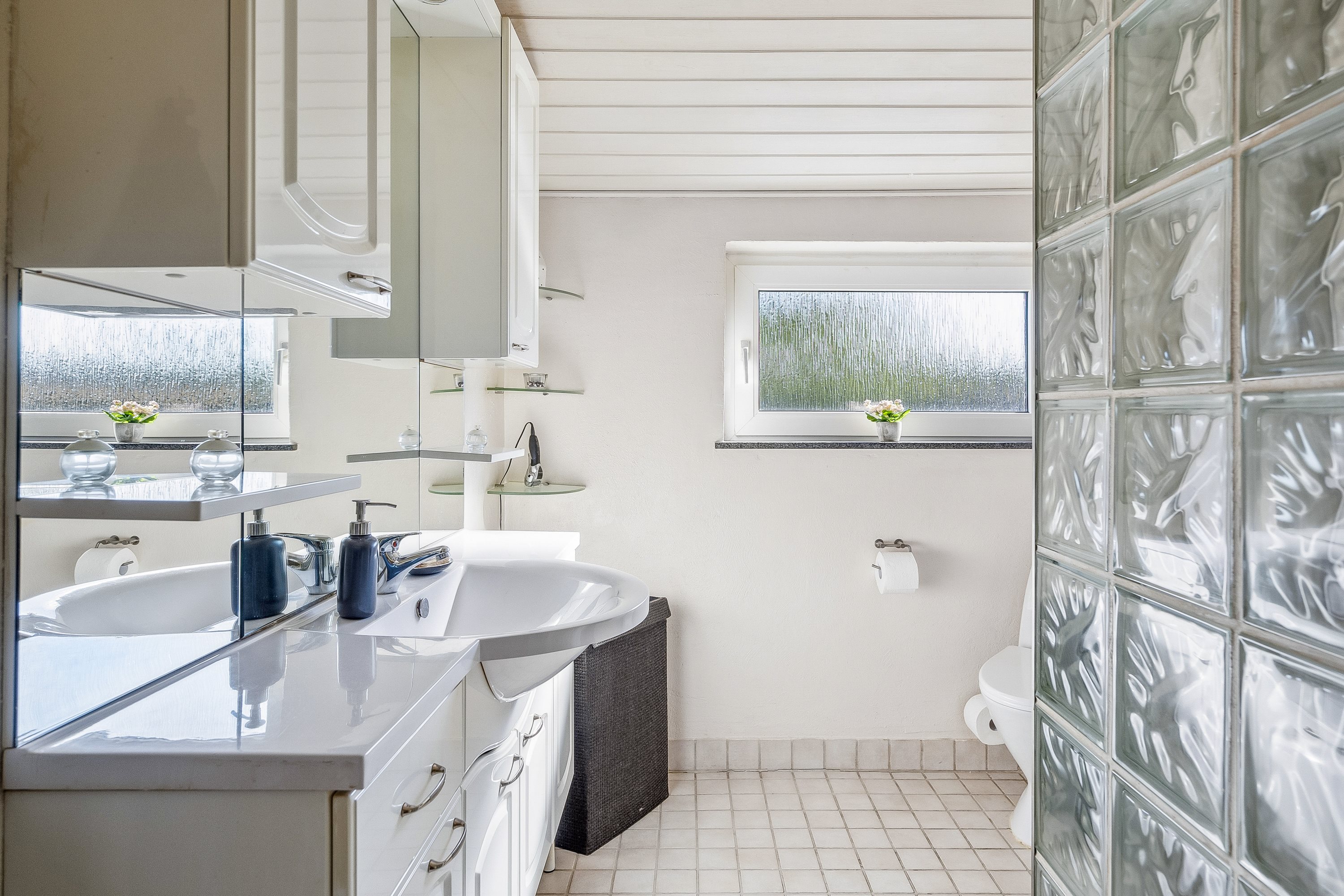 Fremhævet badeværelse billede i fuldskærmstilstand. Billede af Markedsvej 14, 9700 Brønderslev