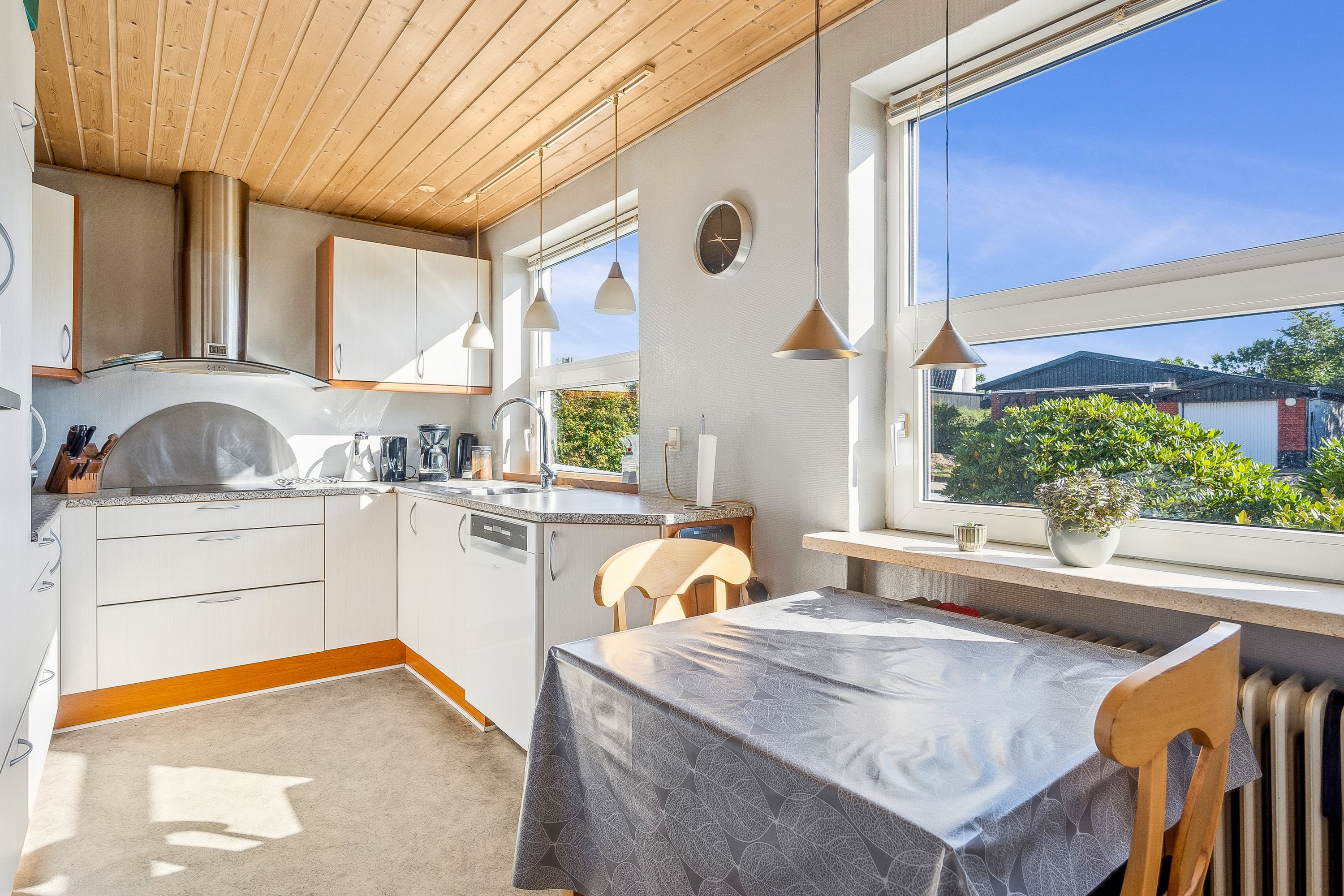 Miniaturebillede 2: køkken. Billede af Markedsvej 14, 9700 Brønderslev