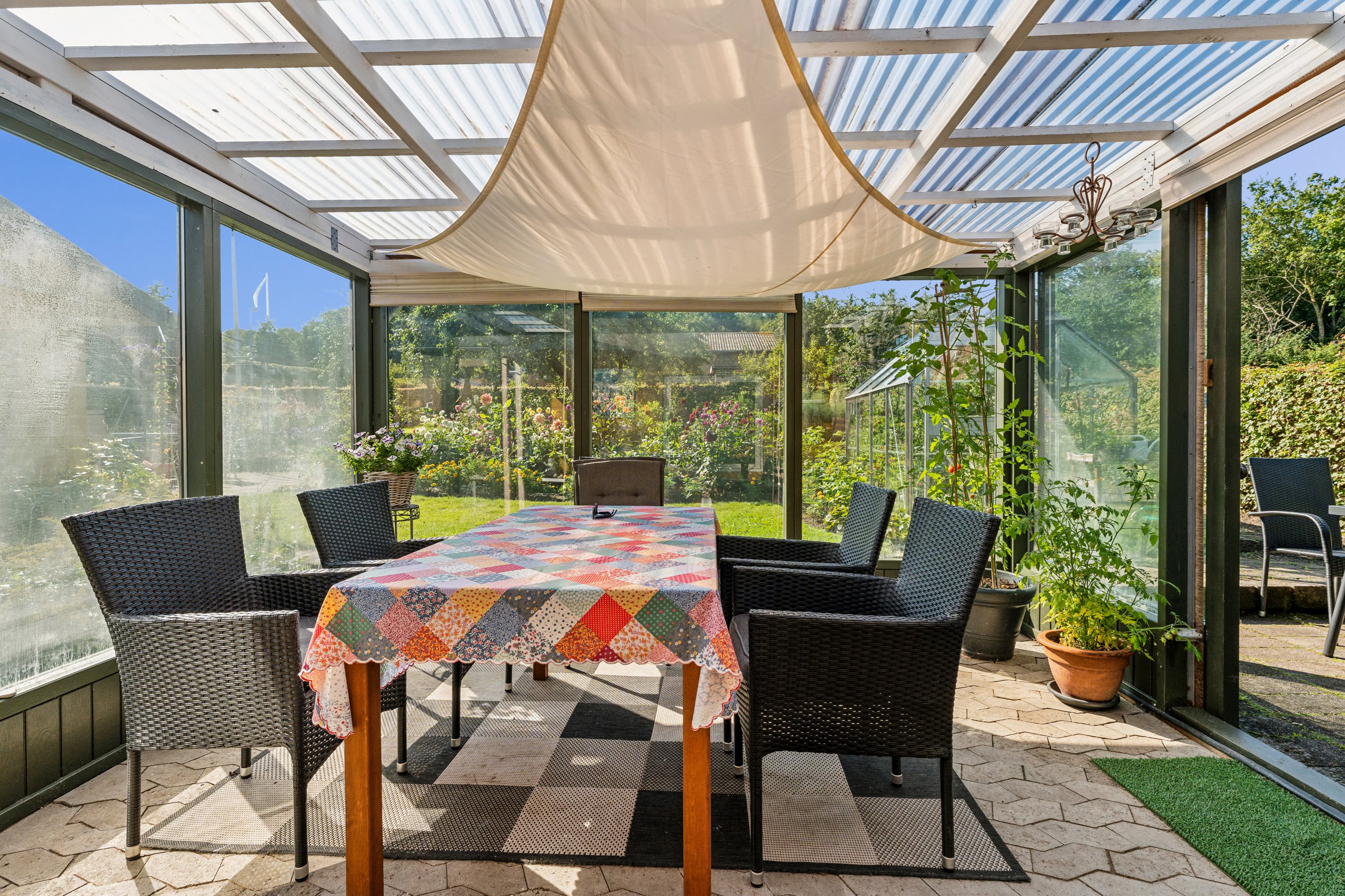 Fremhævet terrasse billede i fuldskærmstilstand. Billede af Østergade 30, 8860 Ulstrup