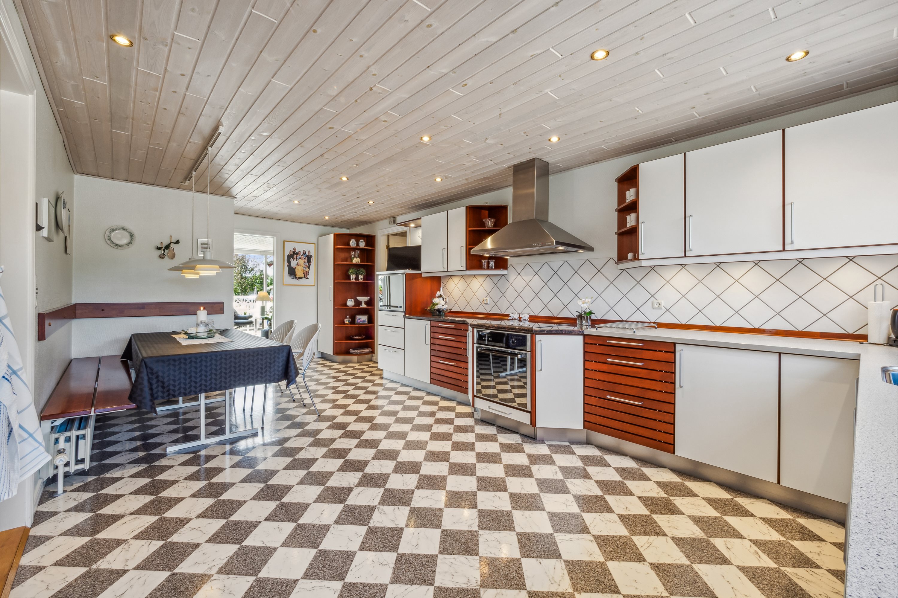 Fremhævet køkken billede i fuldskærmstilstand. Billede af Visdomsvej 4, 7741 Frøstrup