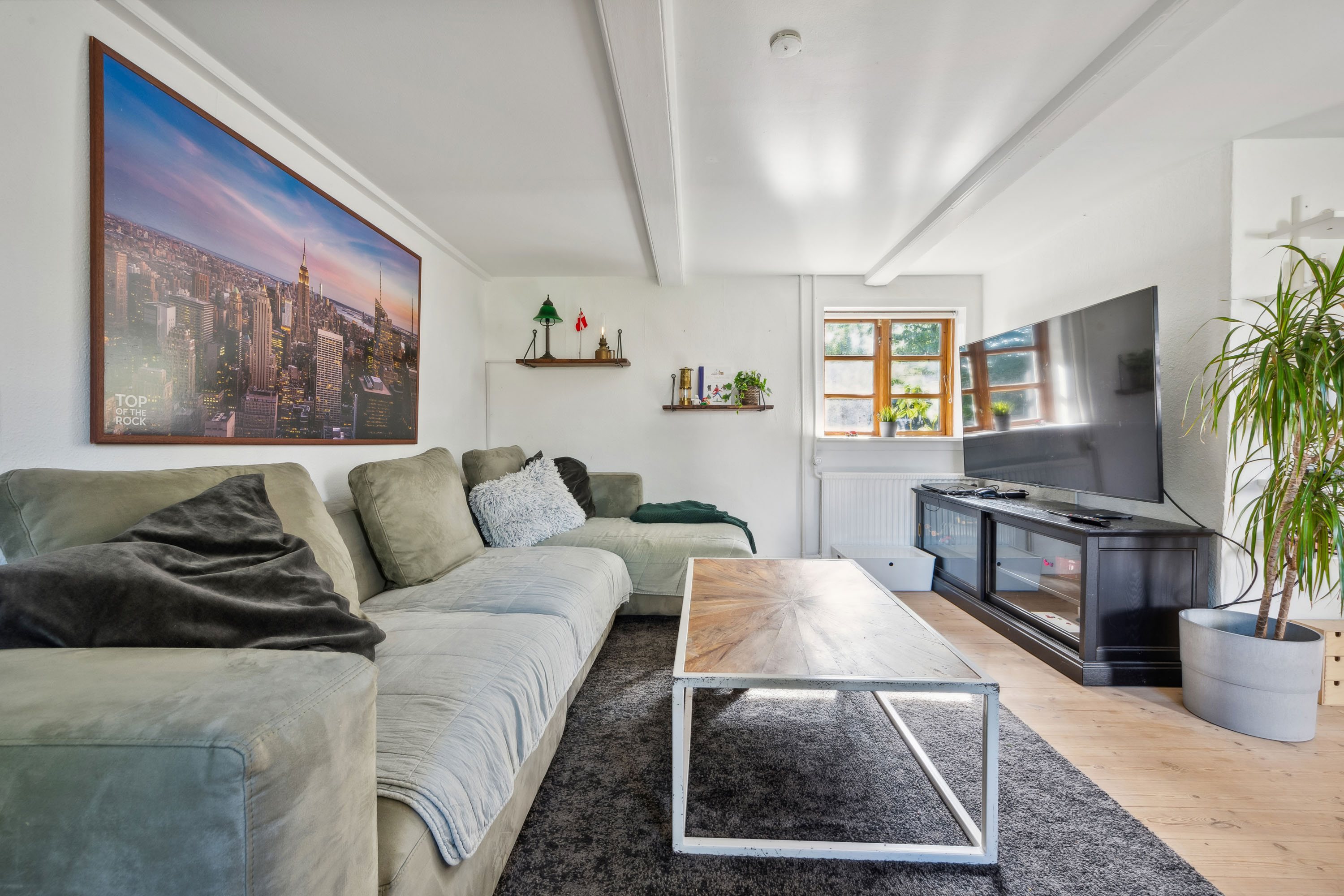 Fremhævet stue billede i fuldskærmstilstand. Billede af Rønnebær Alle 172, 3000 Helsingør