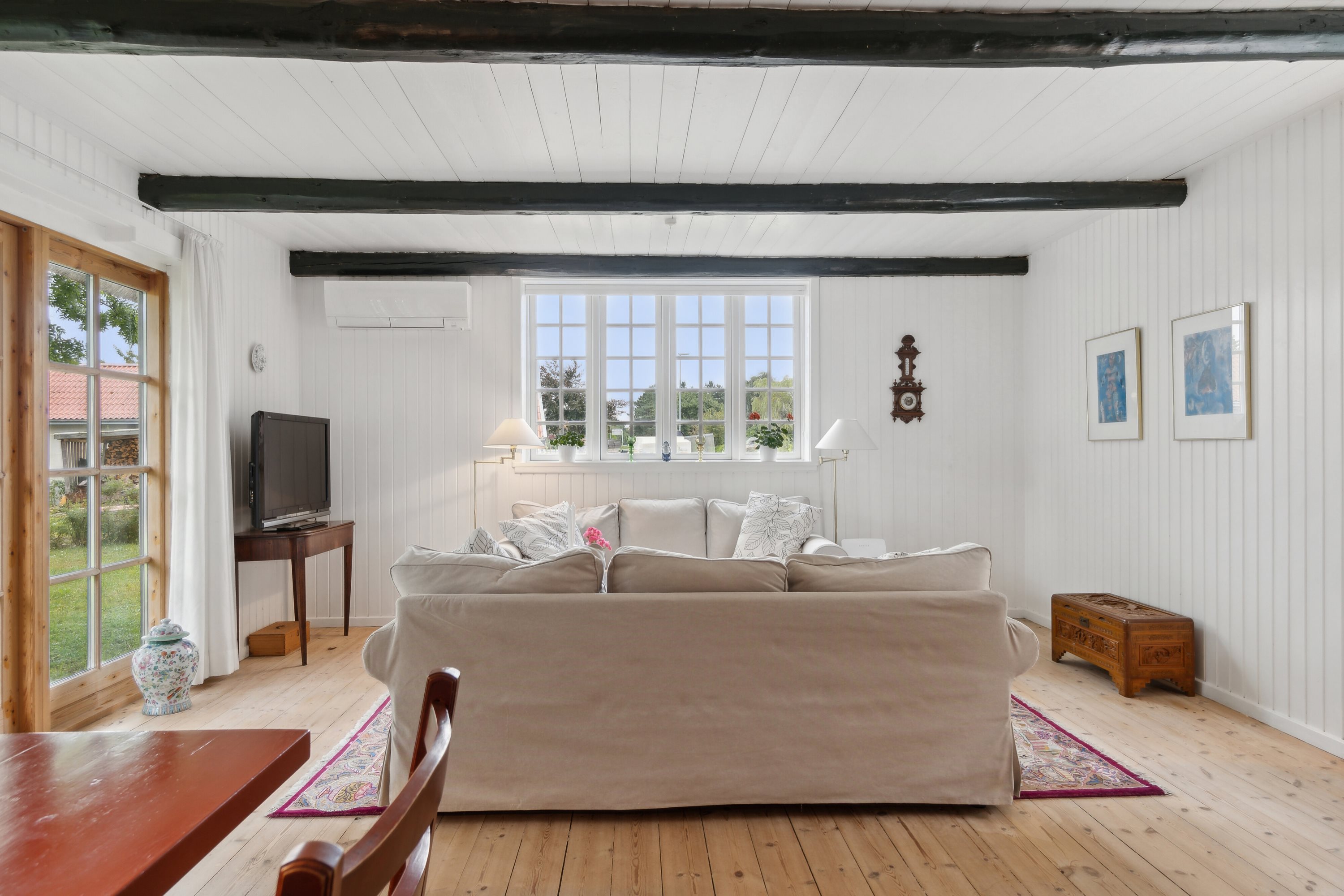 Fremhævet stue billede i fuldskærmstilstand. Billede af Vesterlyngvej 120, 4500 Nykøbing Sj