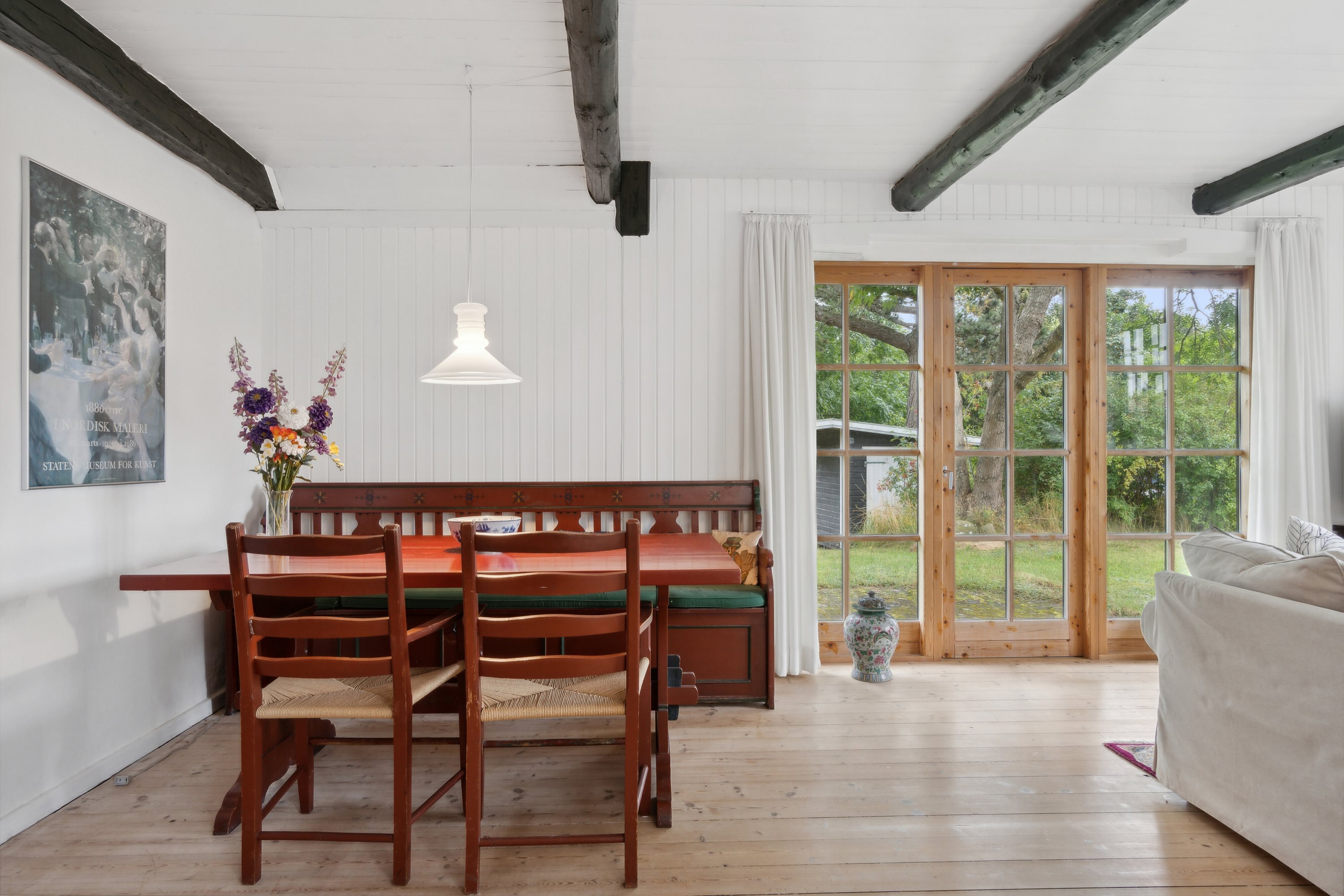 Fremhævet spiseplads billede i fuldskærmstilstand. Billede af Vesterlyngvej 120, 4500 Nykøbing Sj