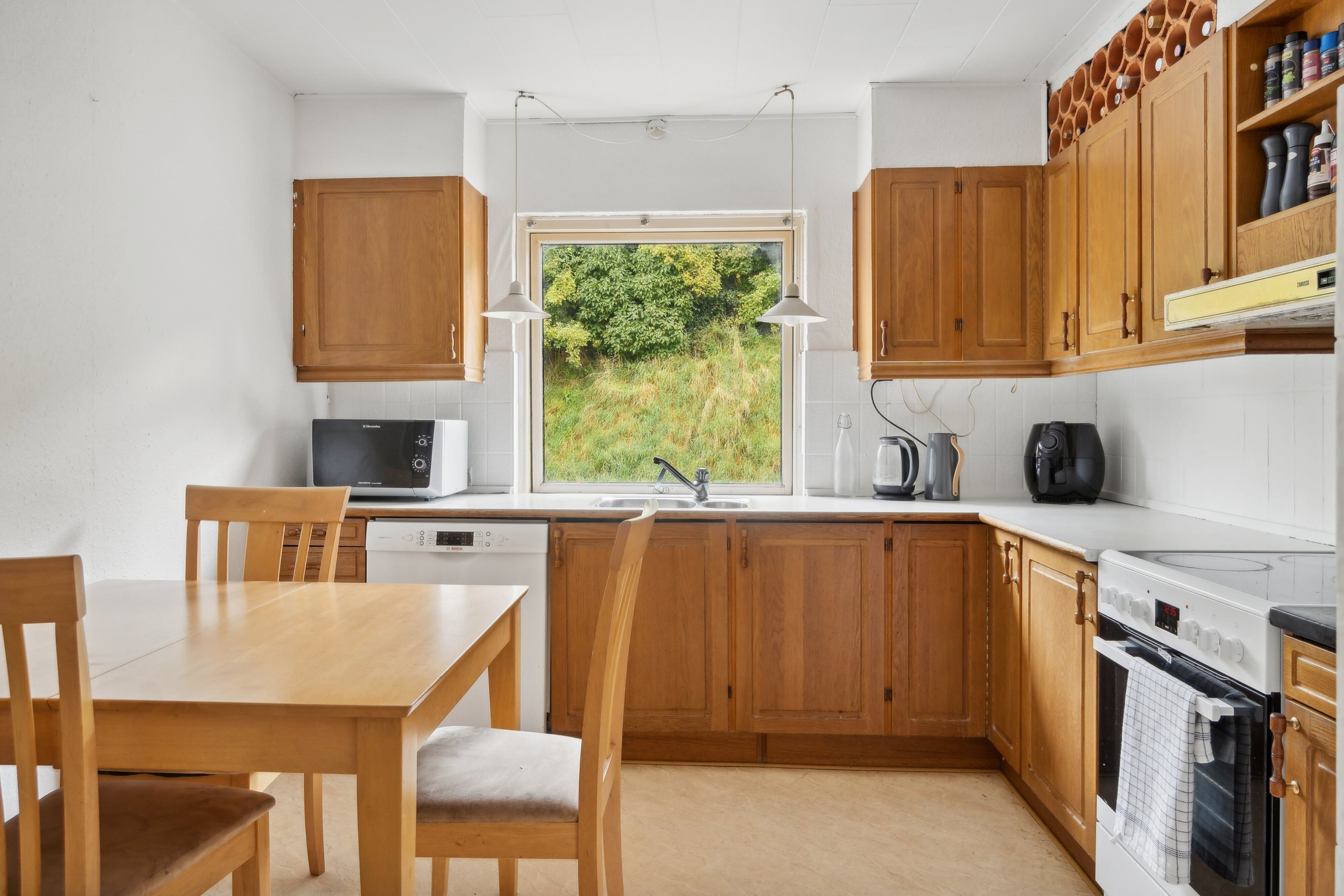 Fremhævet køkken billede i fuldskærmstilstand. Billede af Bakkevej 4, Egebjerg, 4500 Nykøbing Sj