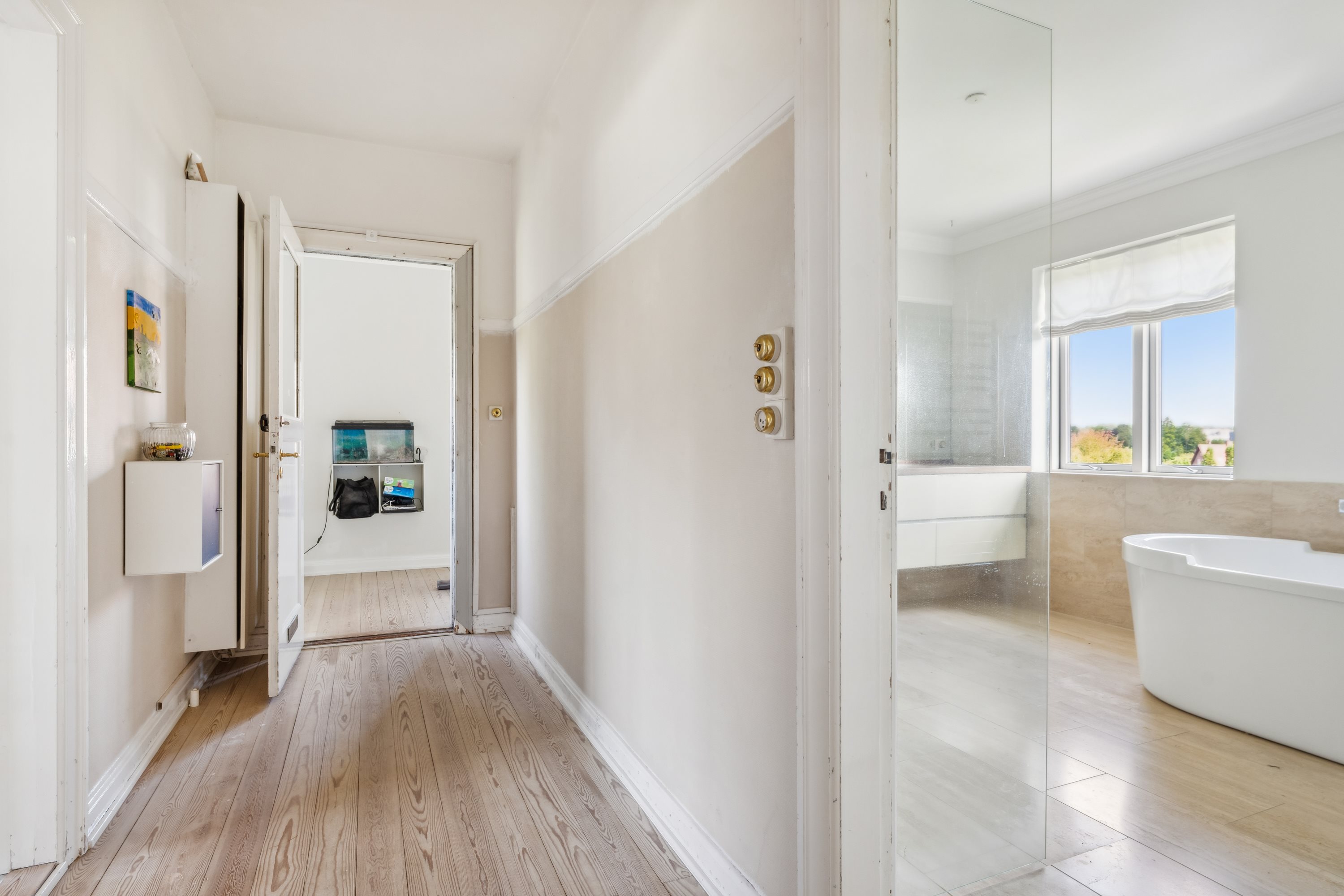 Fremhævet gang billede i fuldskærmstilstand. Billede af Fladbrovej 17, 8920 Randers NV