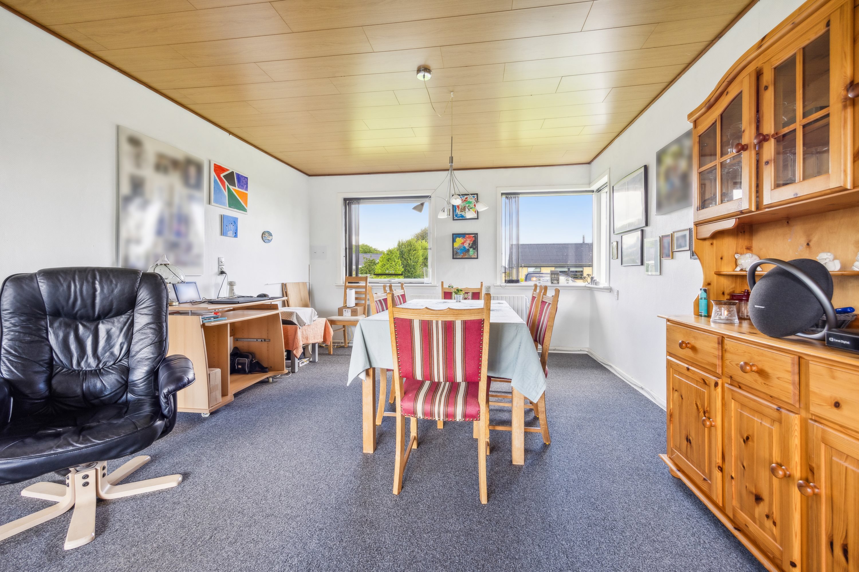 Fremhævet stue billede i fuldskærmstilstand. Billede af Rundhøjvej 12, Ø Hvidbjerg, 7970 Redsted M