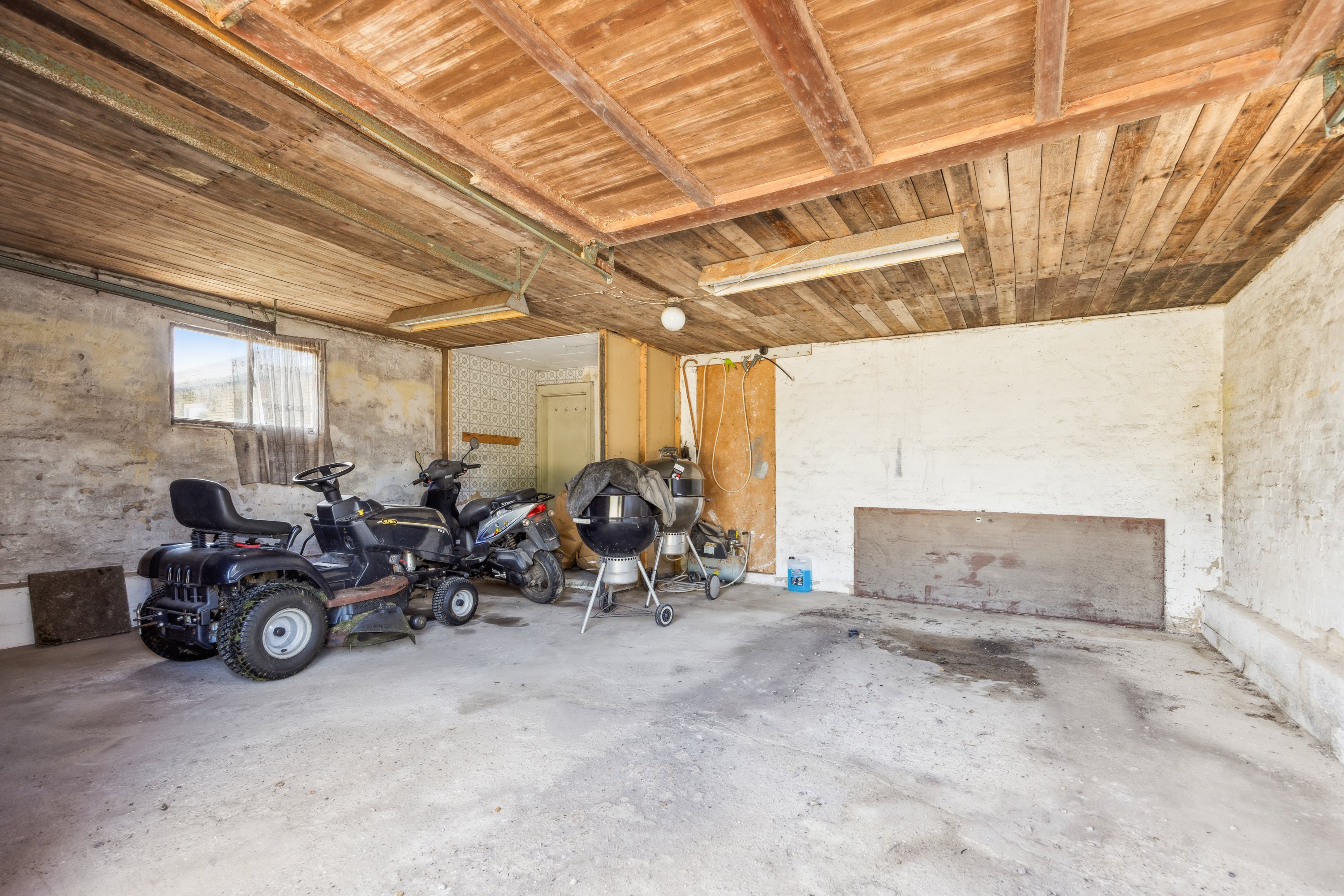 Fremhævet garage billede i fuldskærmstilstand. Billede af Rundhøjvej 12, Ø Hvidbjerg, 7970 Redsted M