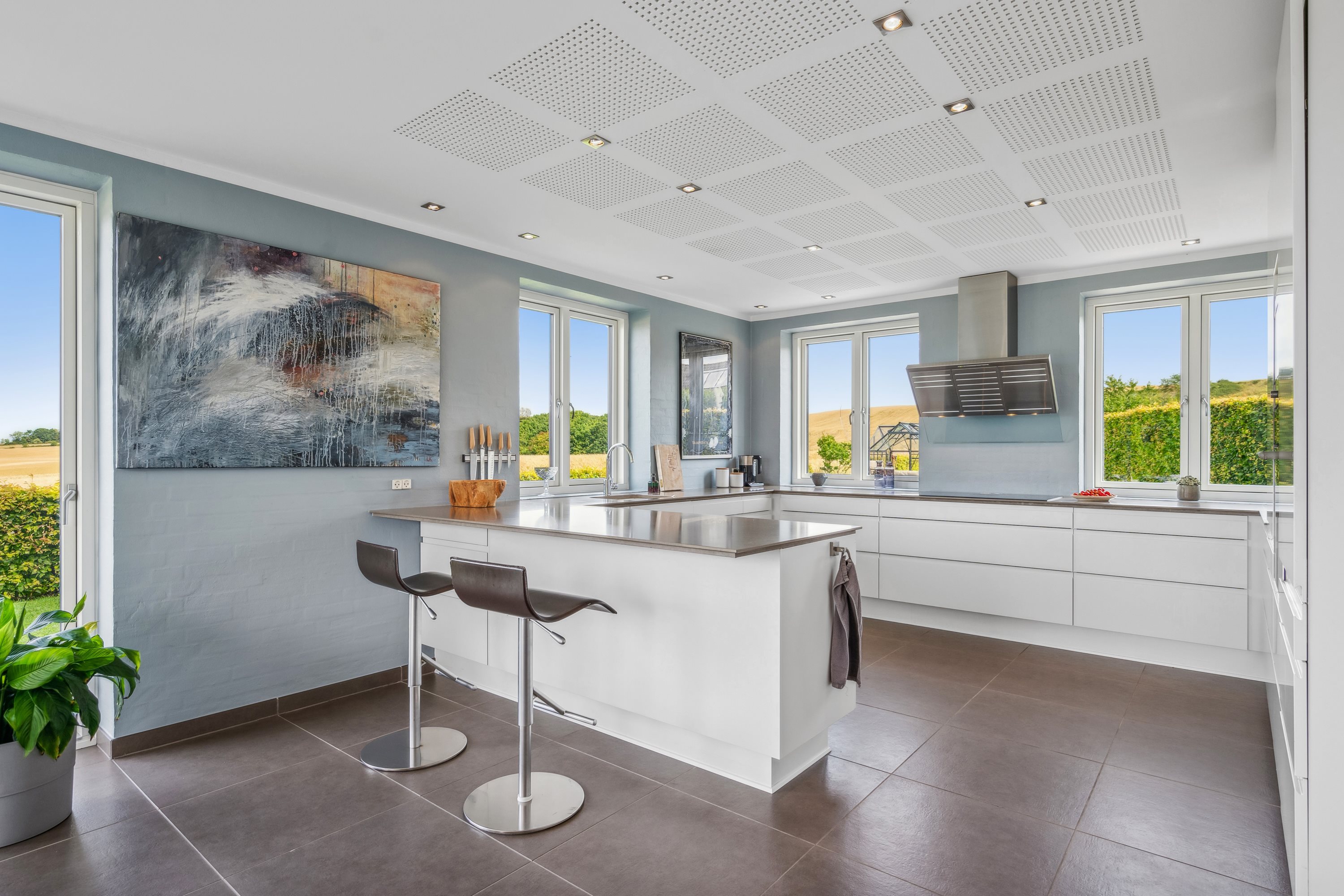 Fremhævet køkken billede i fuldskærmstilstand. Billede af Skolemarken 19, Grønfeld, 8400 Ebeltoft