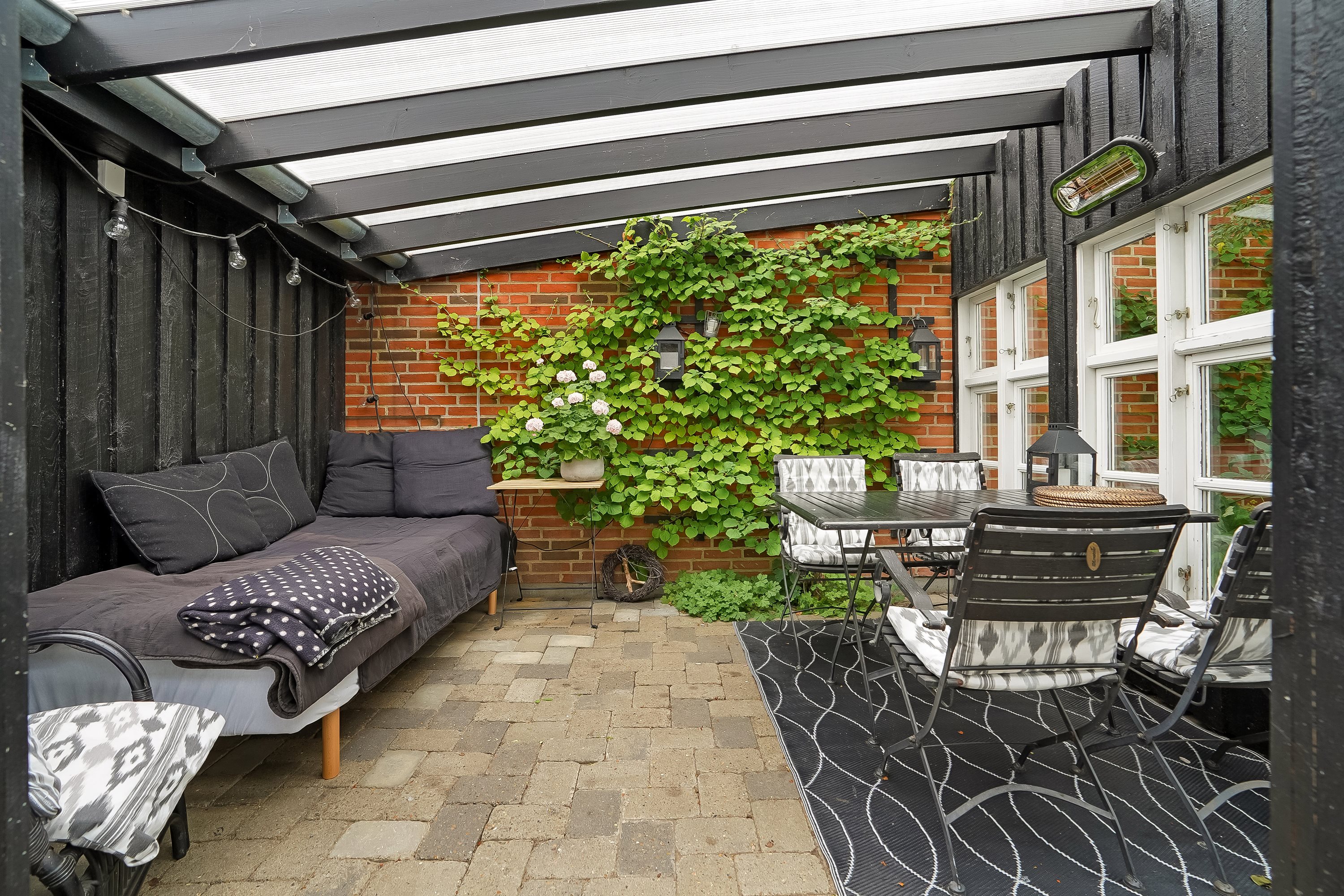 Fremhævet andet billede i fuldskærmstilstand. Billede af Vejlevej 16, 7300 Jelling