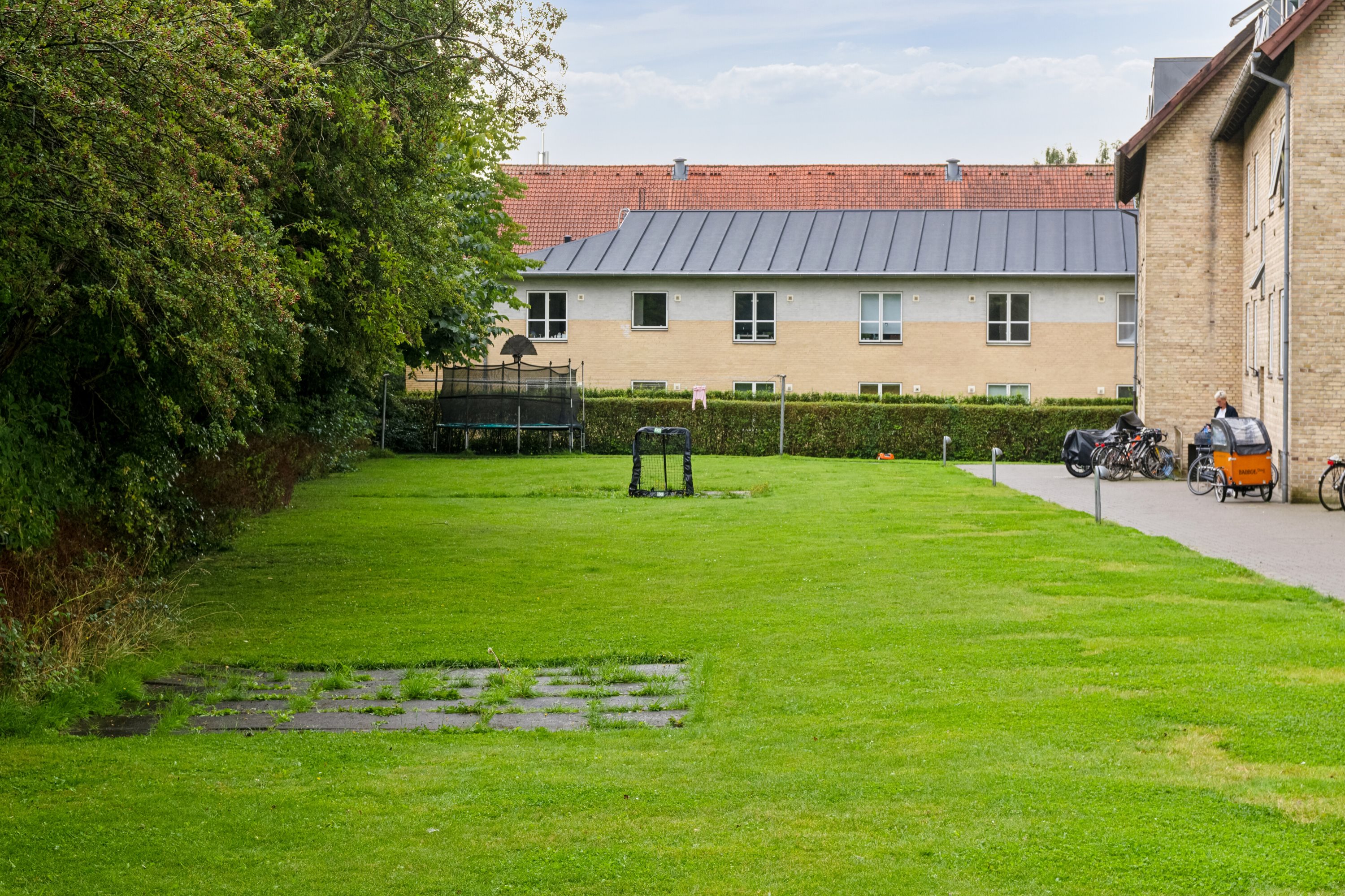 Fremhævet udendørs billede i fuldskærmstilstand. Billede af Tousvej 83, 2. tv., 8230 Åbyhøj