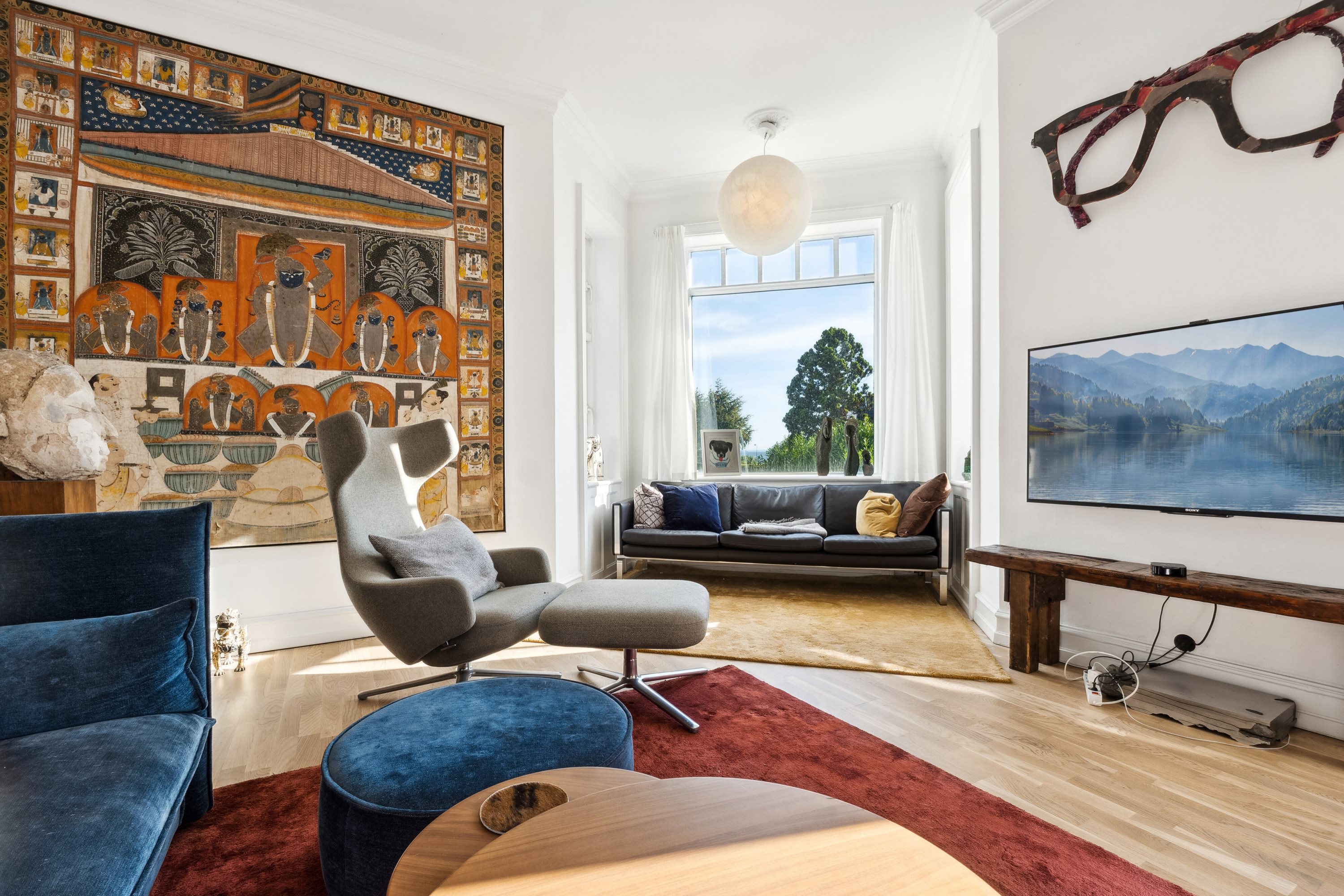 Fremhævet stue billede i fuldskærmstilstand. Billede af Slotsalleen 6B, 2930 Klampenborg